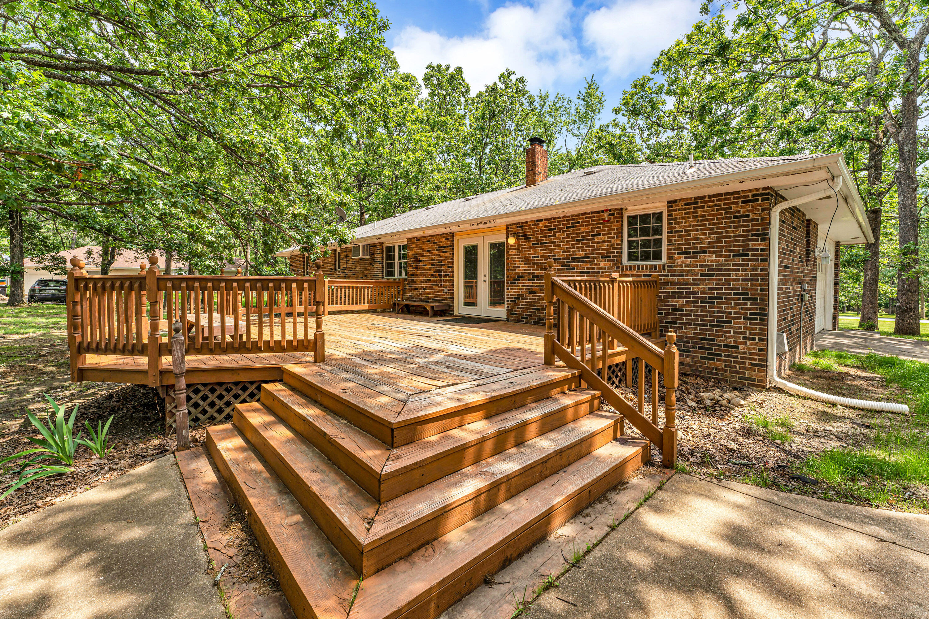 1061 Brentwood Drive Property Photo 26