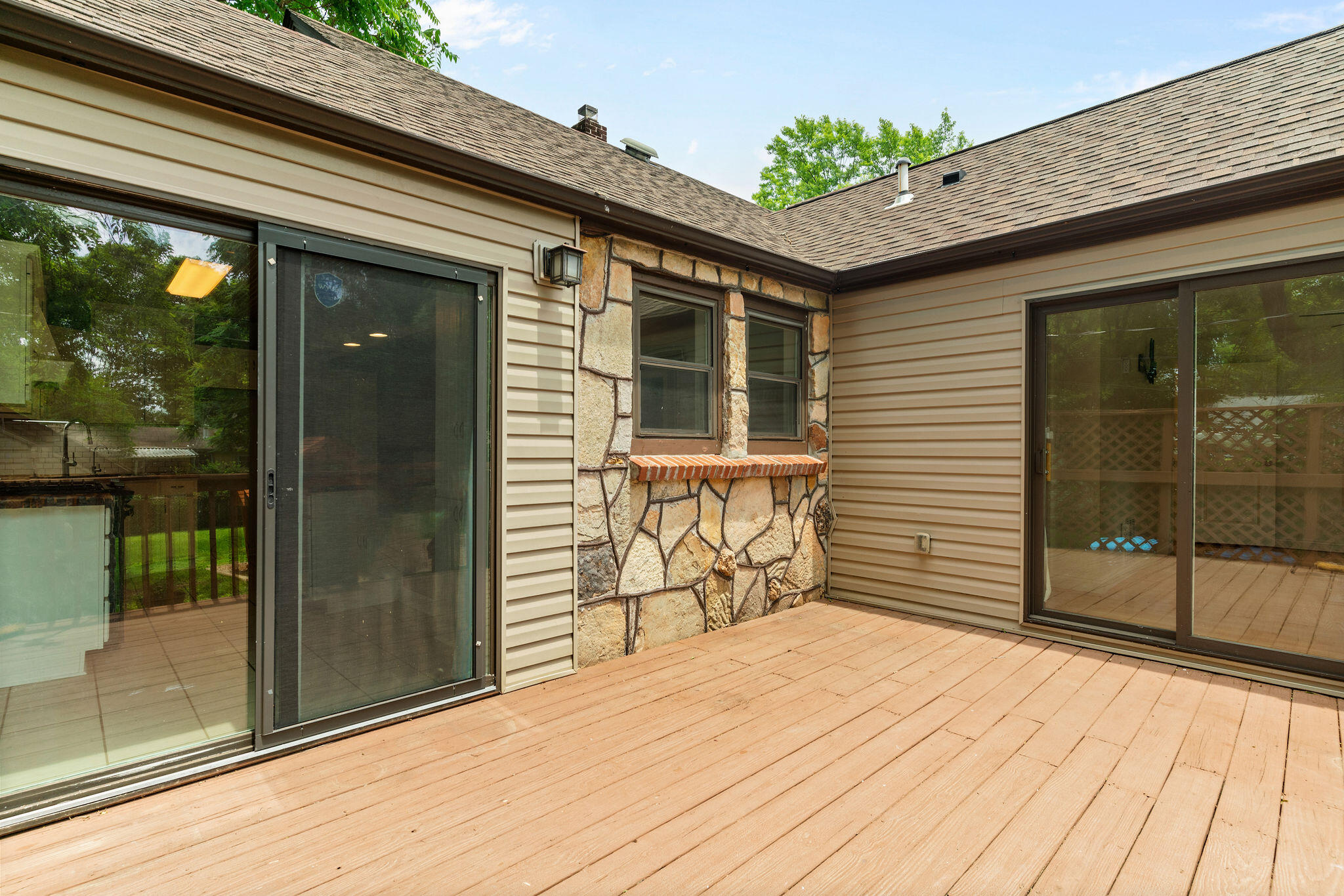 616 West Silsby Street Property Photo 25