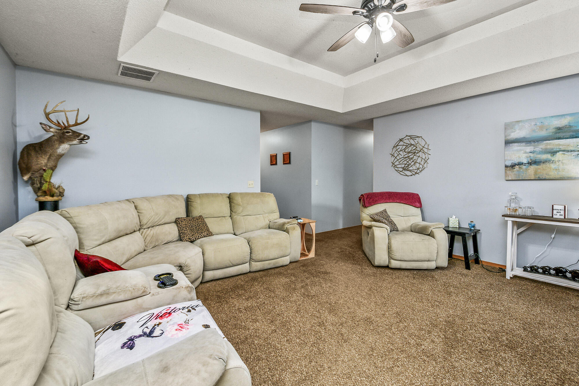 802 South Sunmeadow Drive Property Photo 7