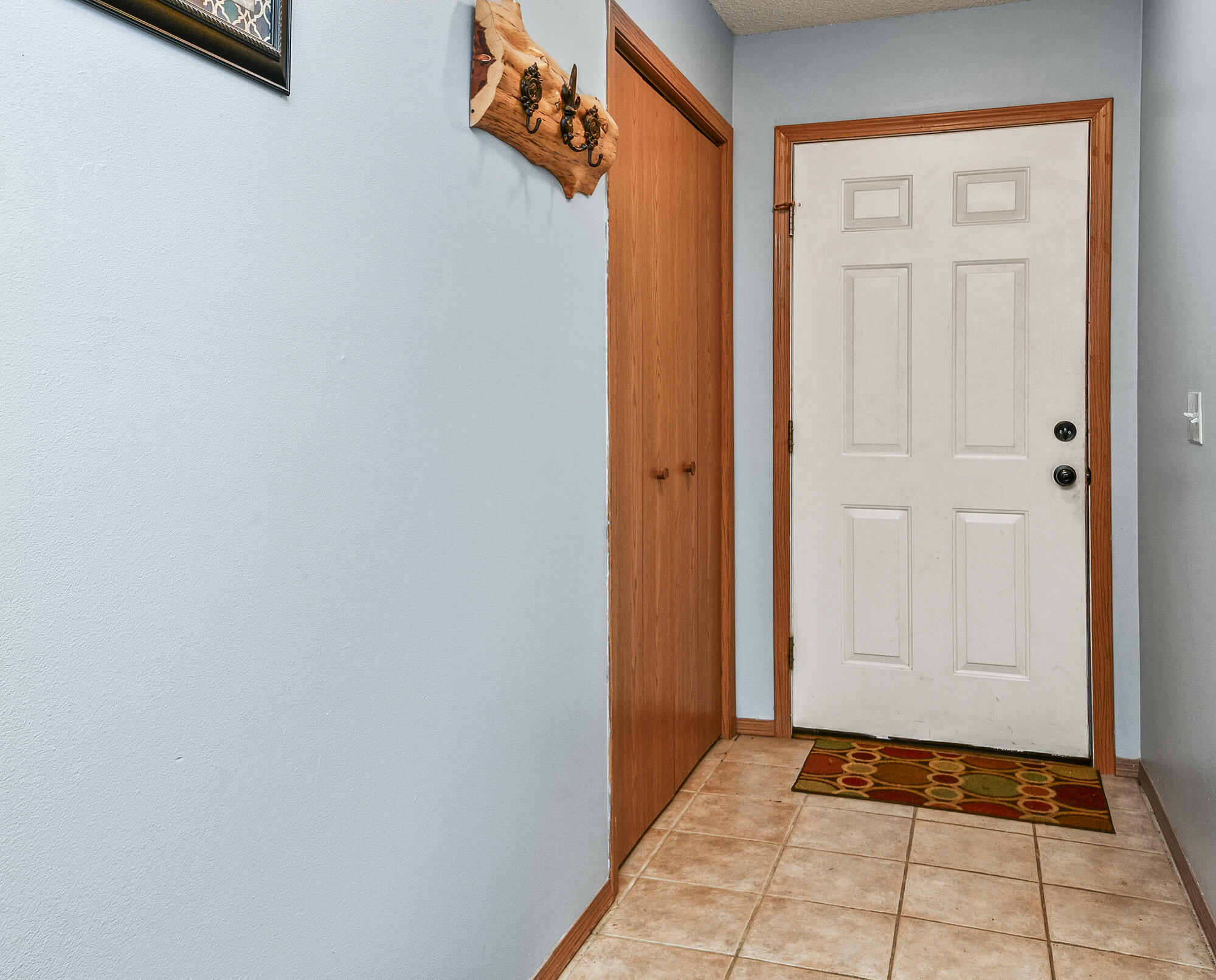 802 South Sunmeadow Drive Property Photo 9