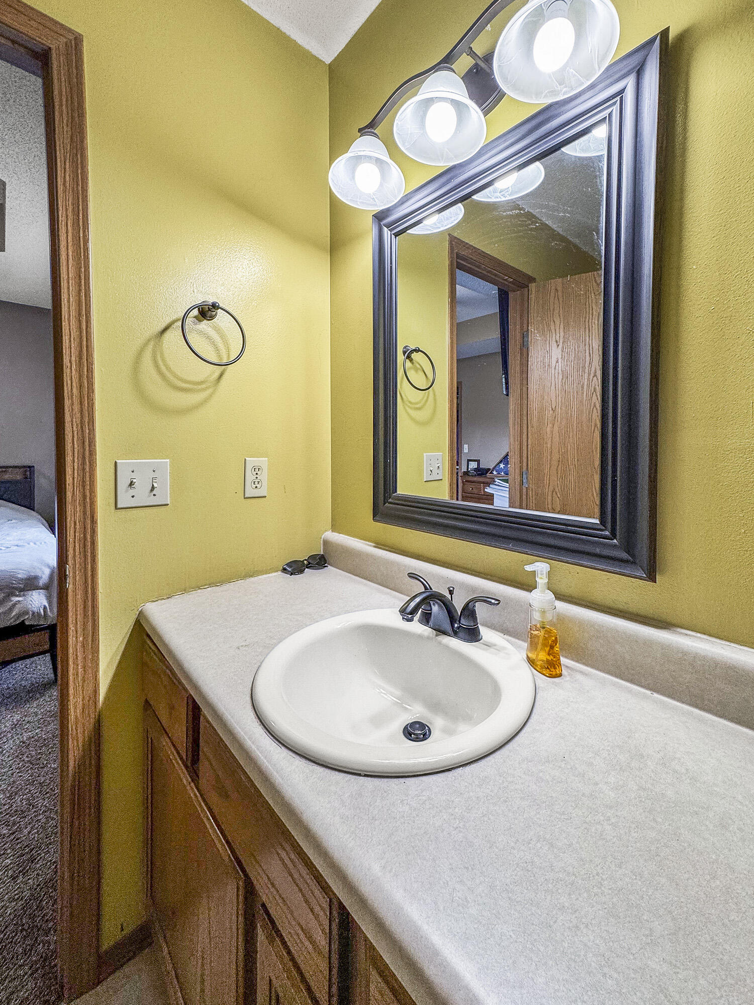 802 South Sunmeadow Drive Property Photo 21