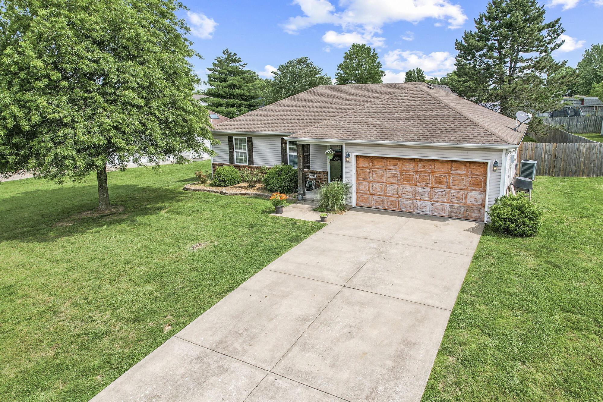 802 South Sunmeadow Drive Property Photo 35