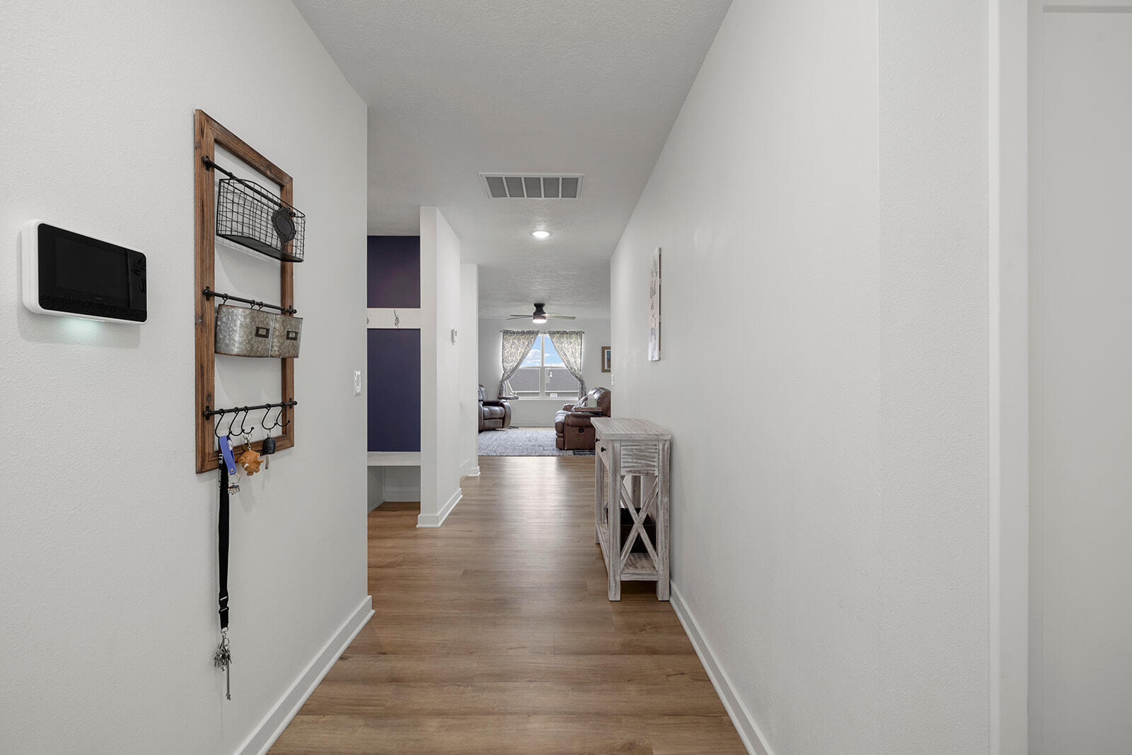 1118 East Lakota Street Property Photo 4
