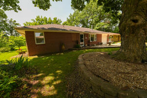 613 King Street Property Photo 7