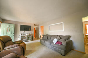 613 King Street Property Photo 17