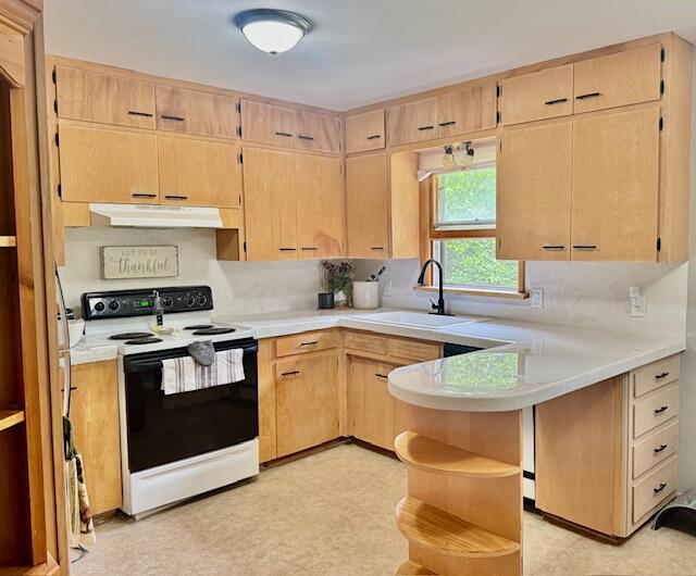 613 King Street Property Photo 34