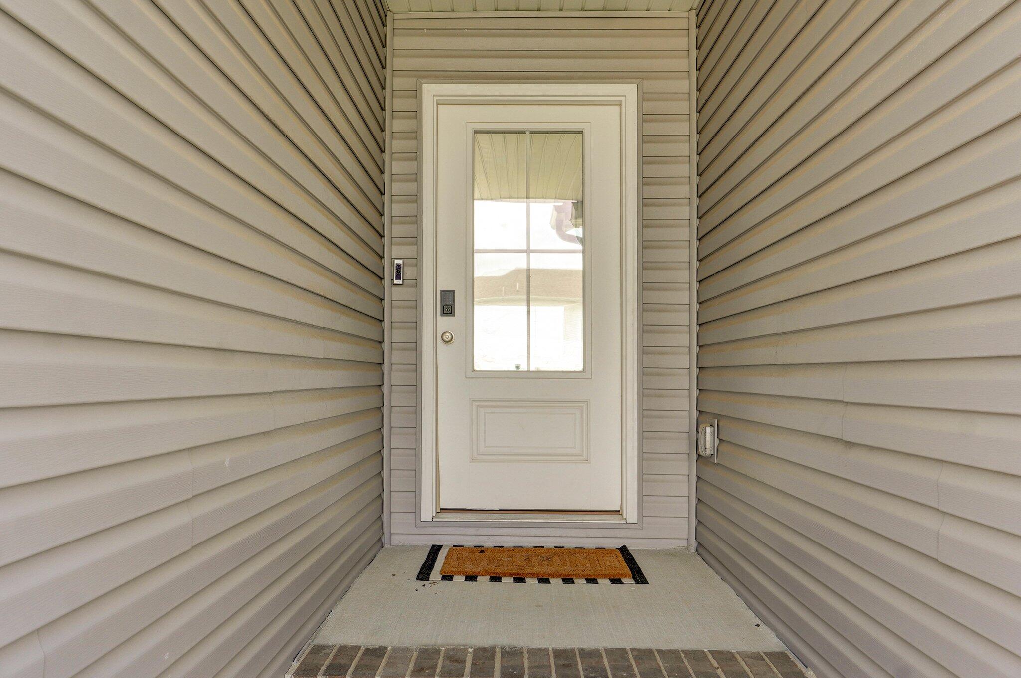 1158 West Holly Street Property Photo 5