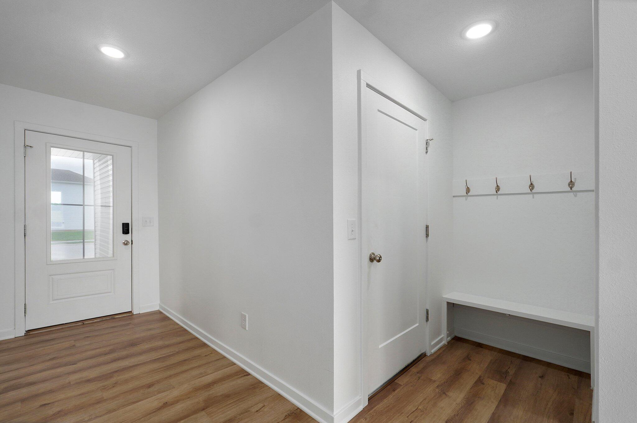 1158 West Holly Street Property Photo 6