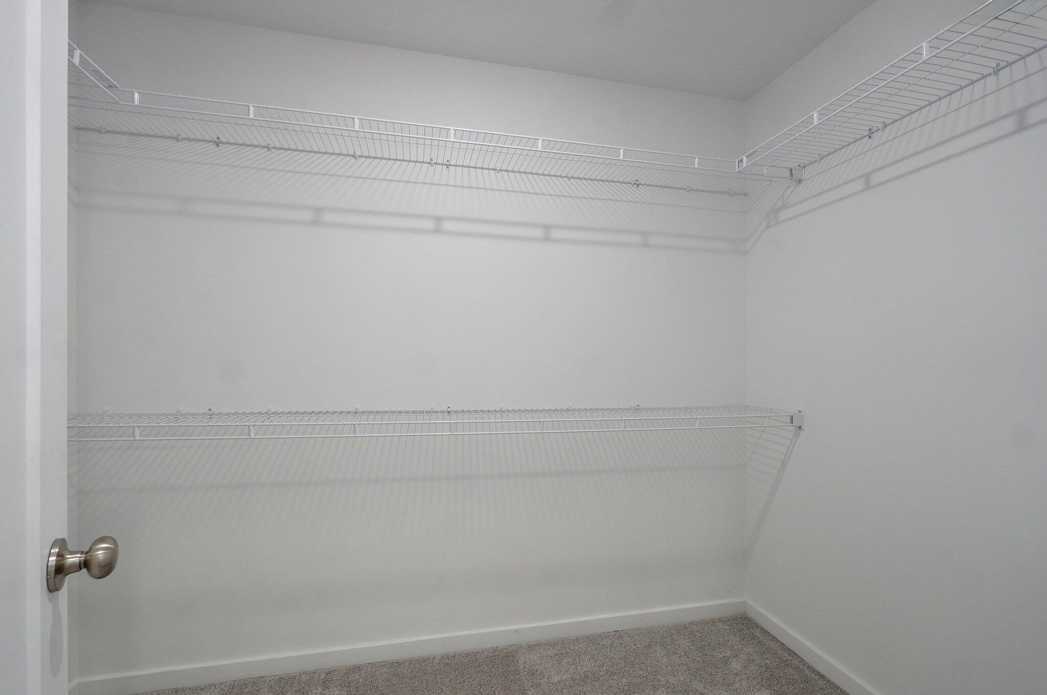 1158 West Holly Street Property Photo 23