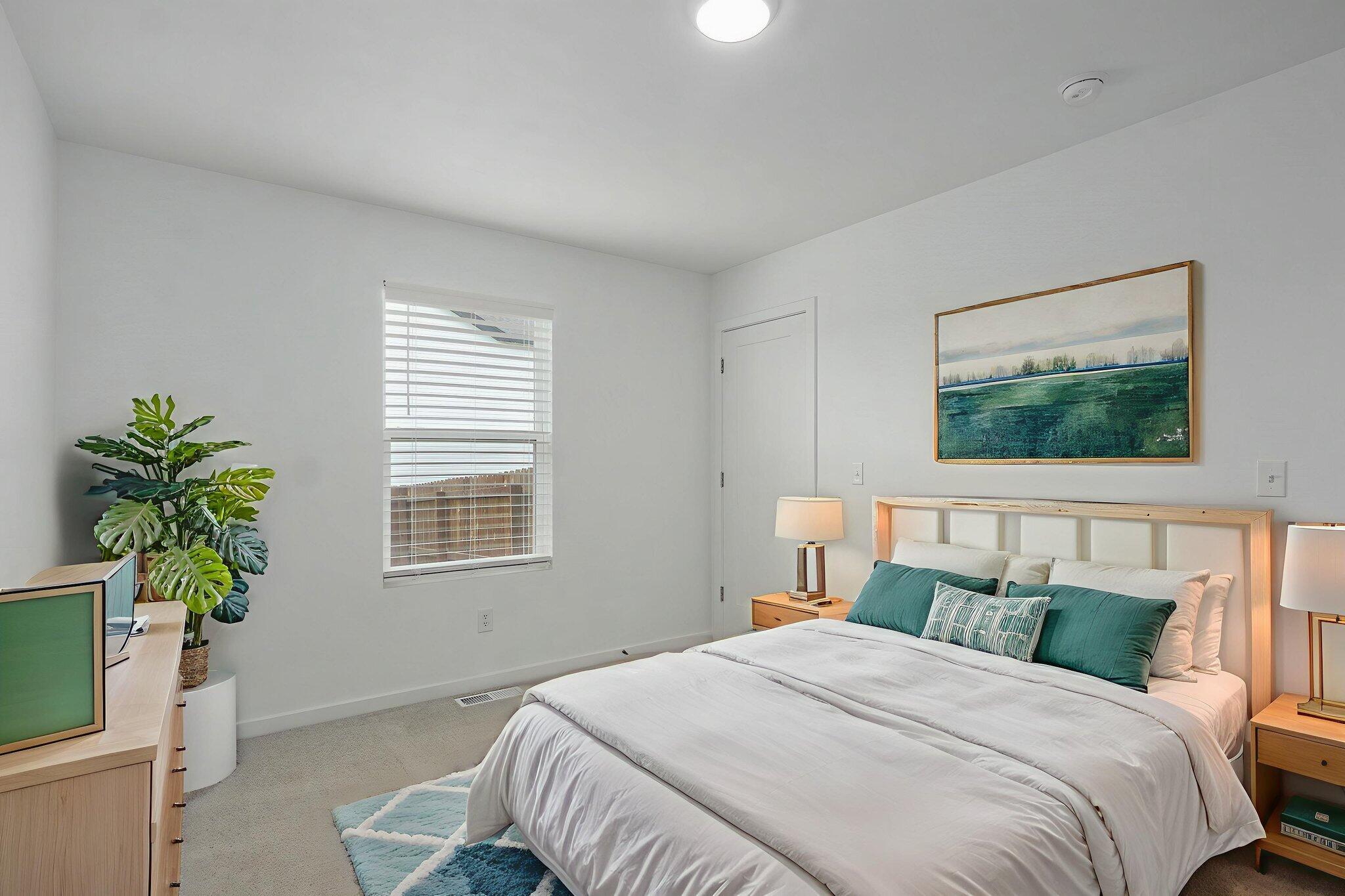 1158 West Holly Street Property Photo 27