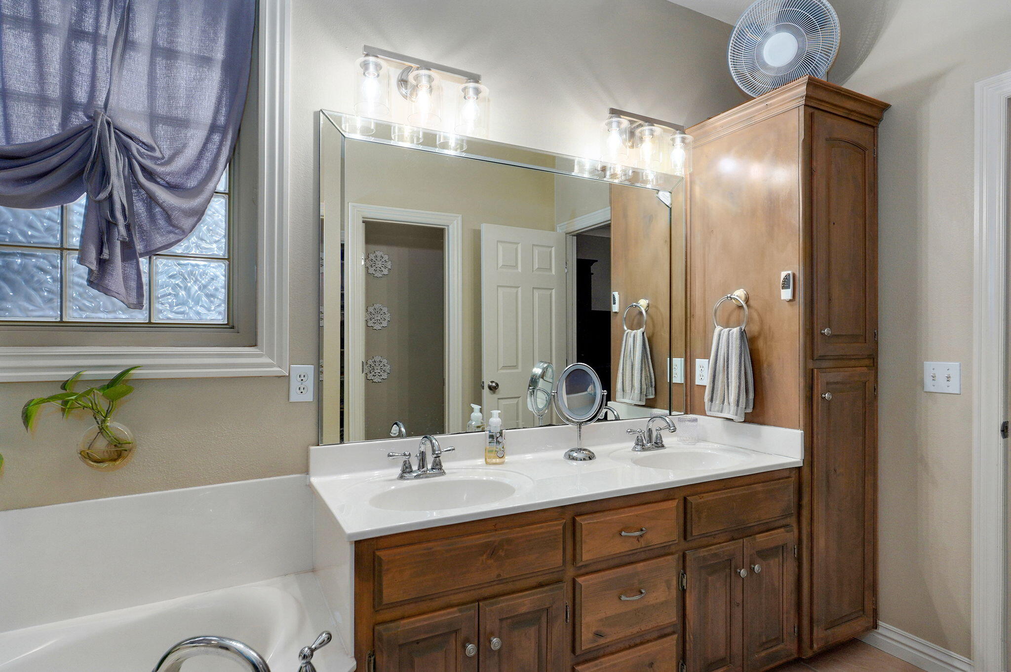 3806 West Vincent Drive Property Photo 27