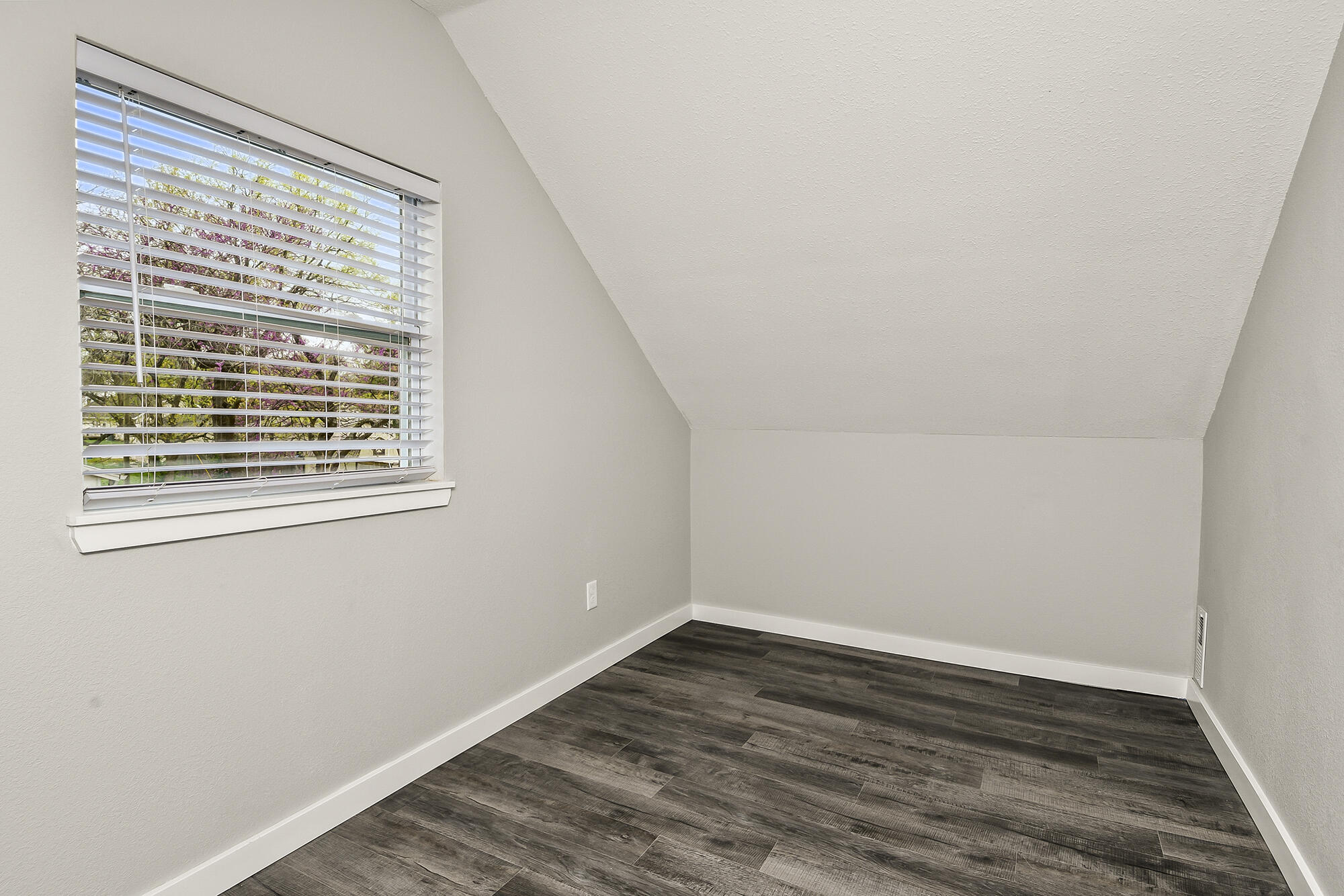111 South Mill Street Property Photo 35