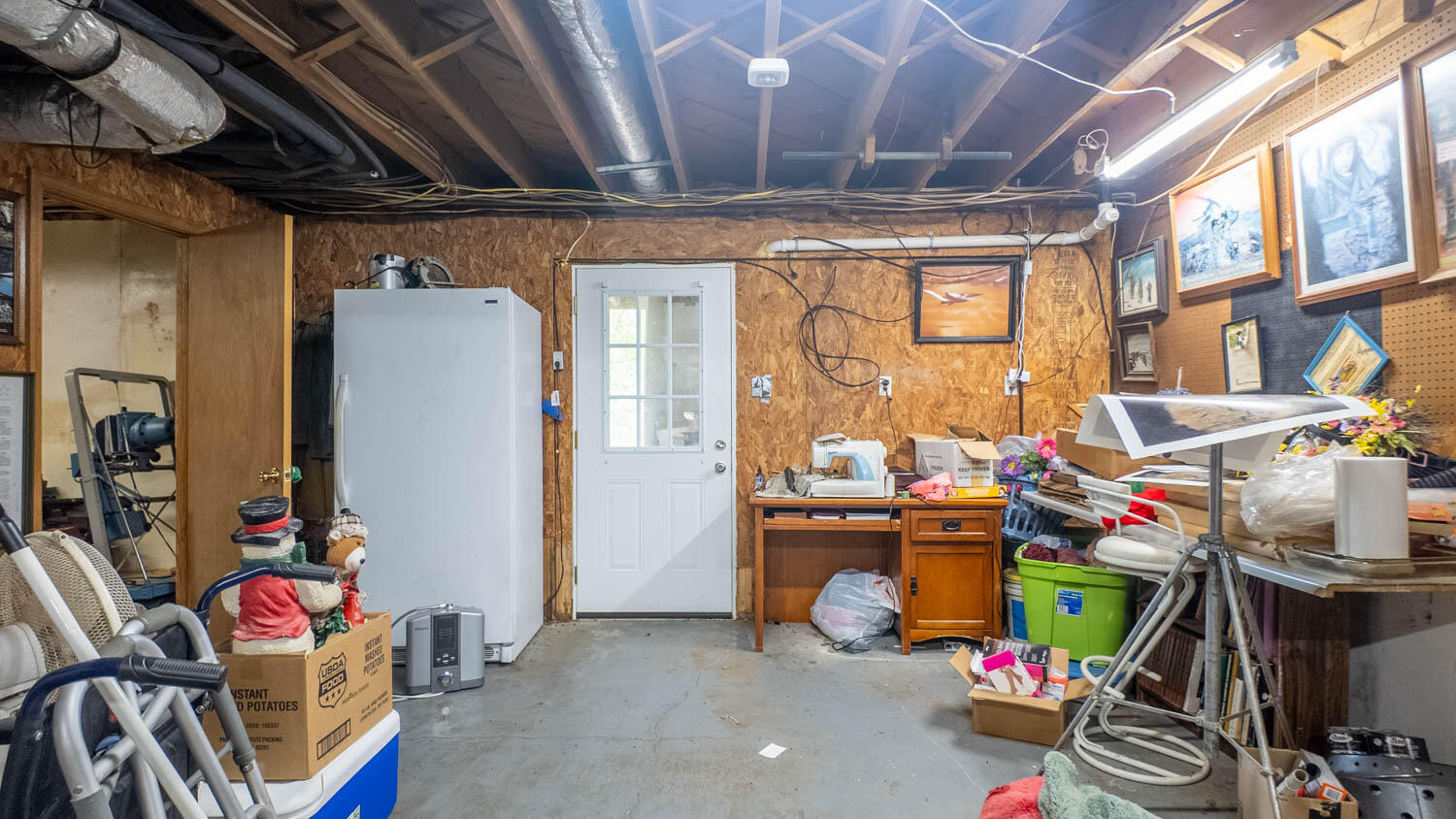 7042 County Road 220 Property Photo 37