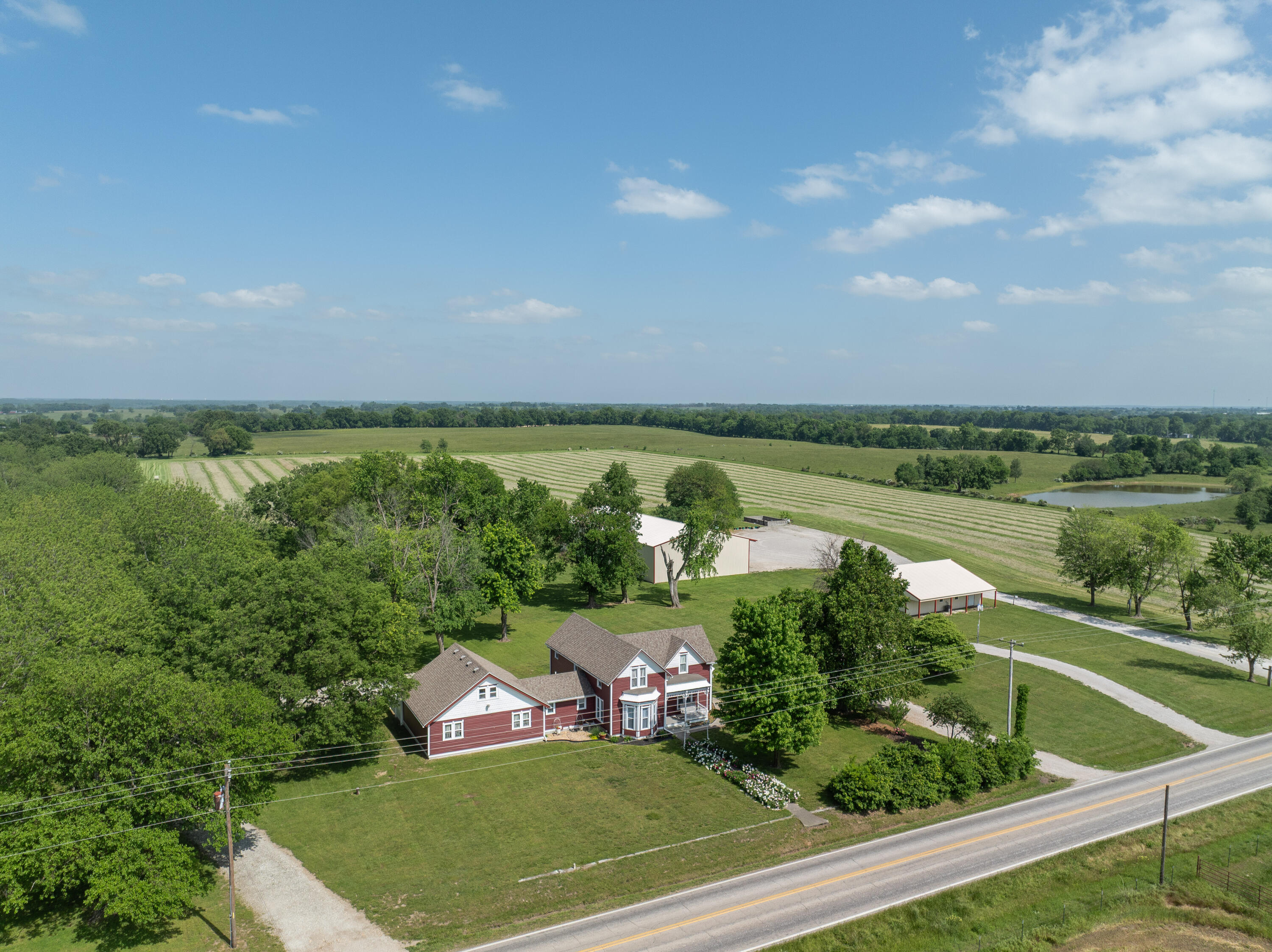 11158 Highway 97 Property Photo 1