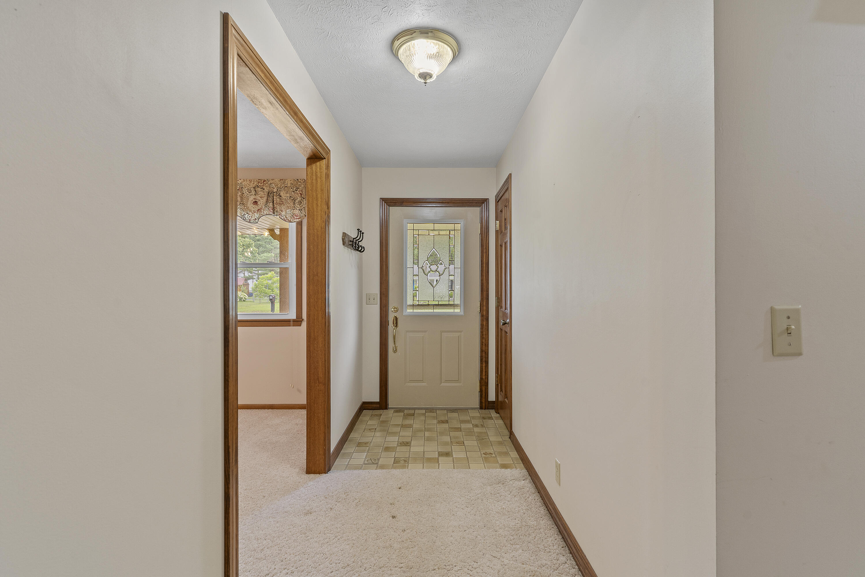 5263 North Crestwood Drive Property Photo 5