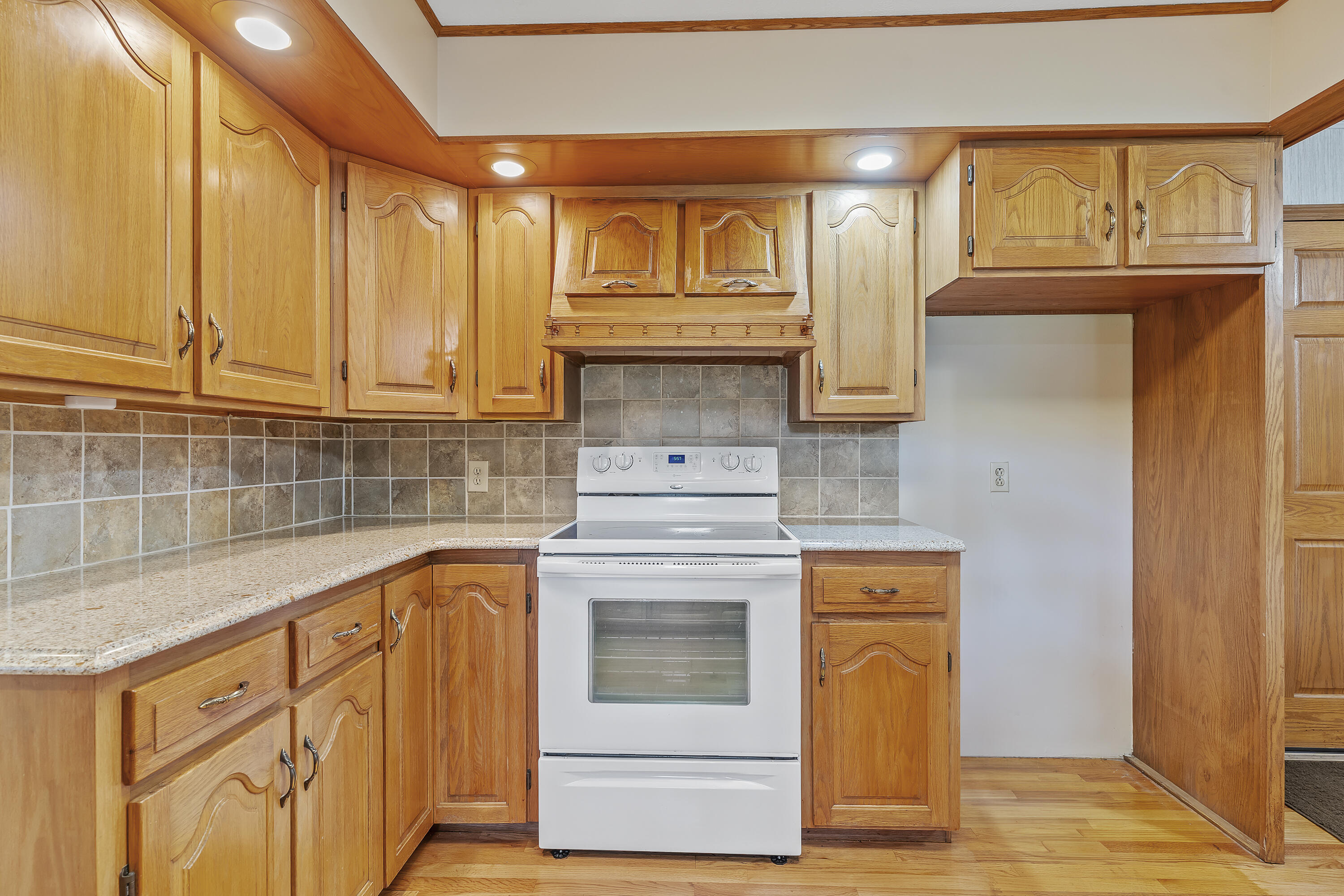 5263 North Crestwood Drive Property Photo 14