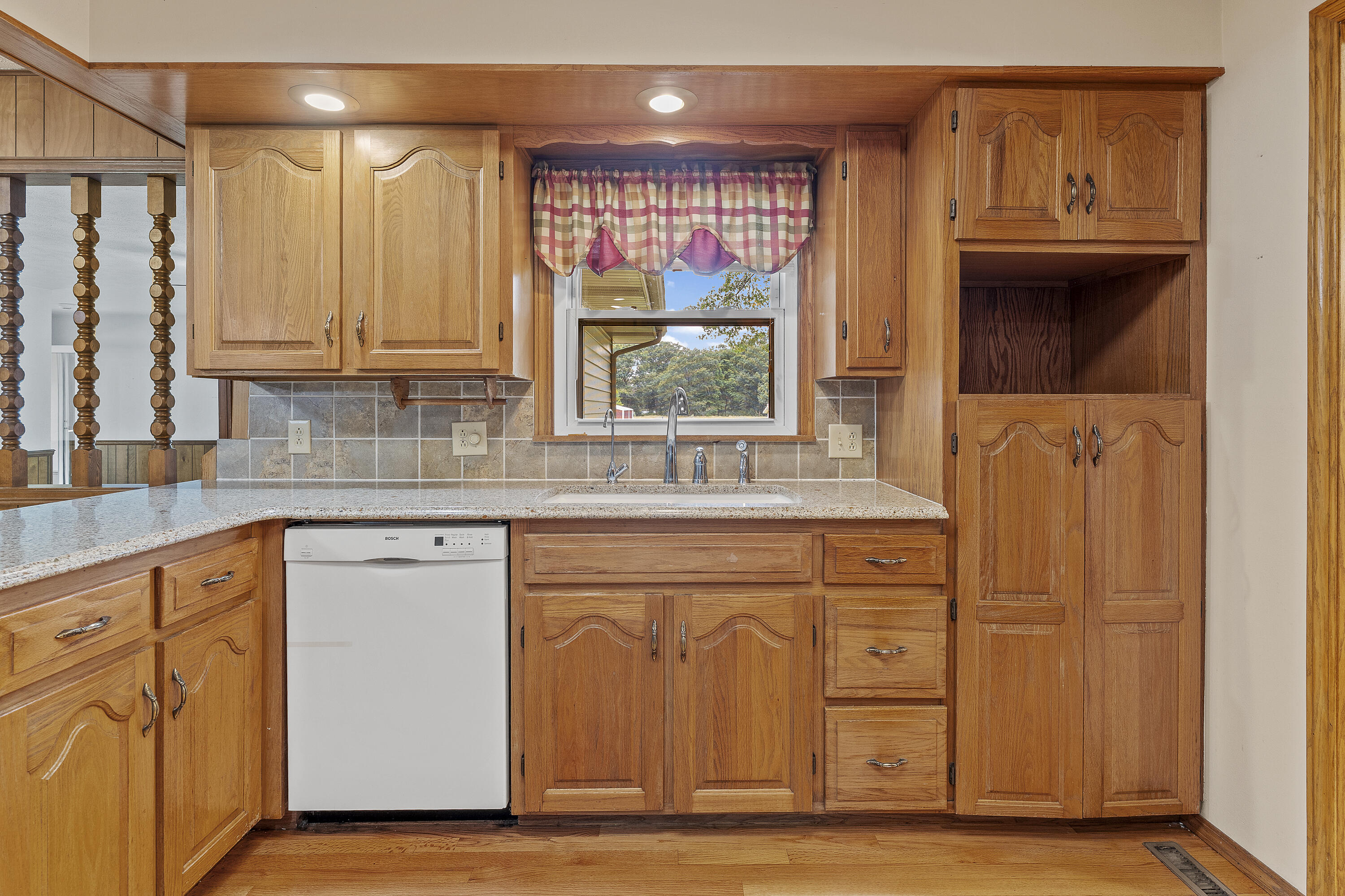 5263 North Crestwood Drive Property Photo 16