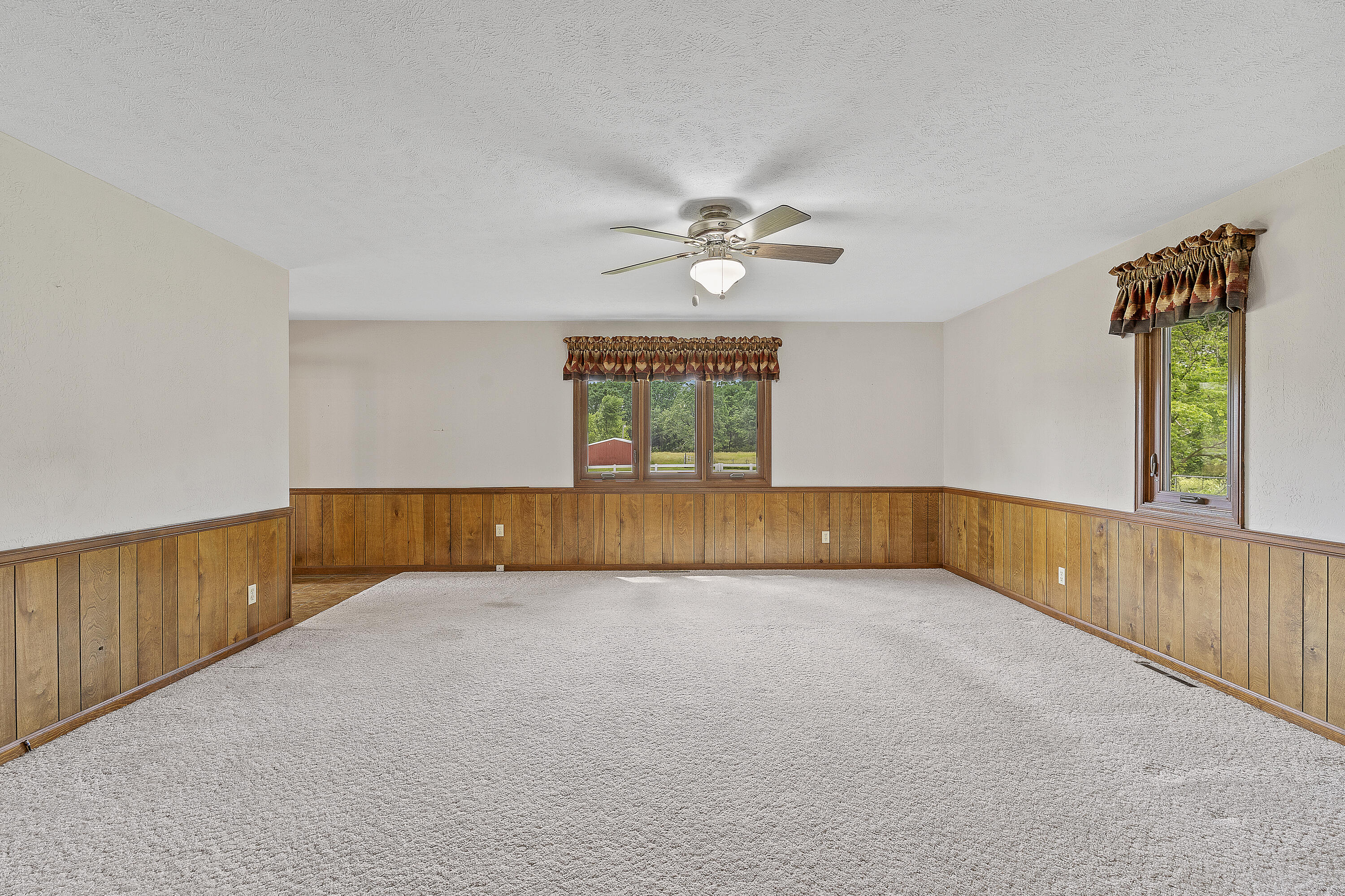 5263 North Crestwood Drive Property Photo 19