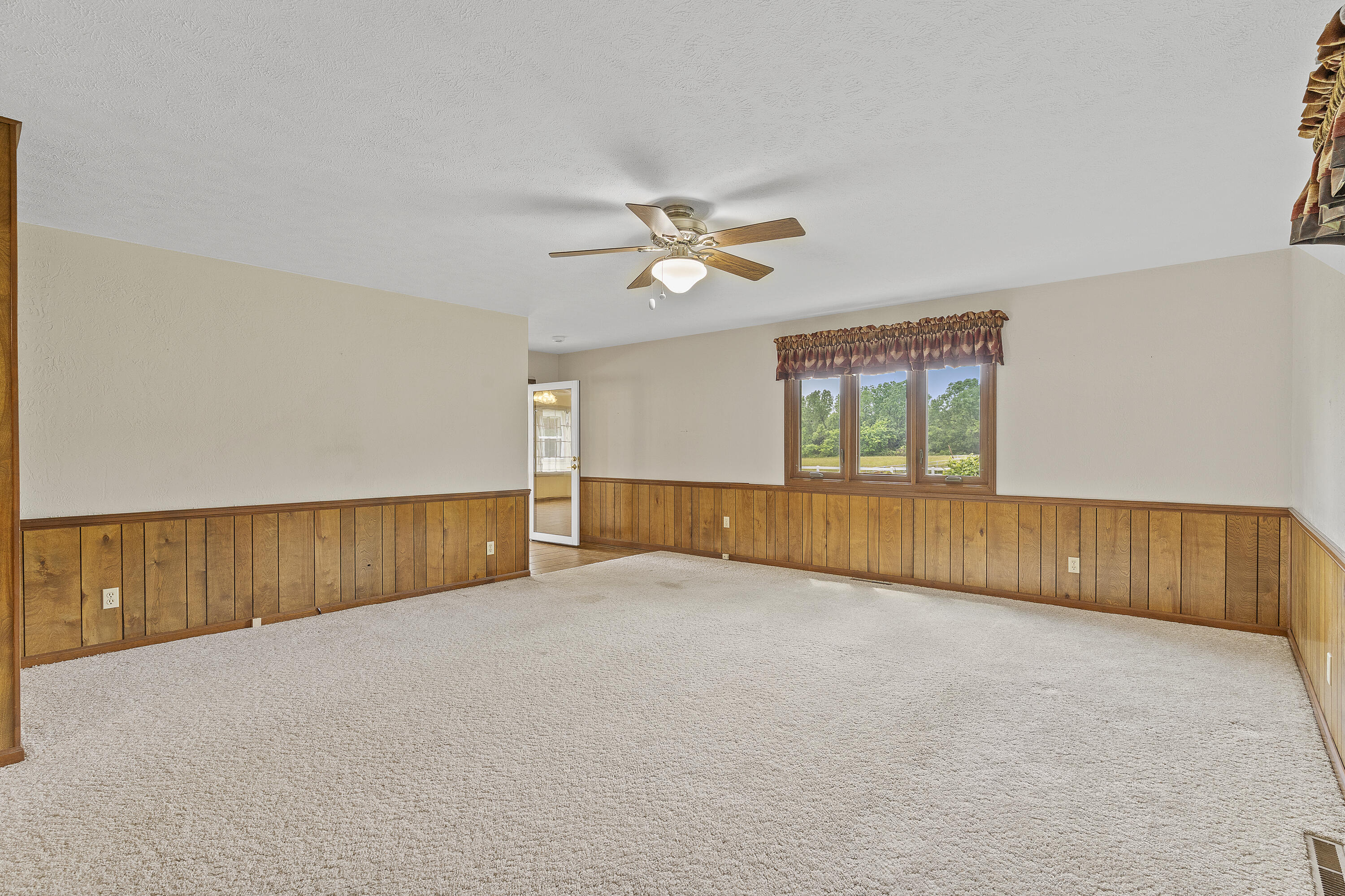 5263 North Crestwood Drive Property Photo 20