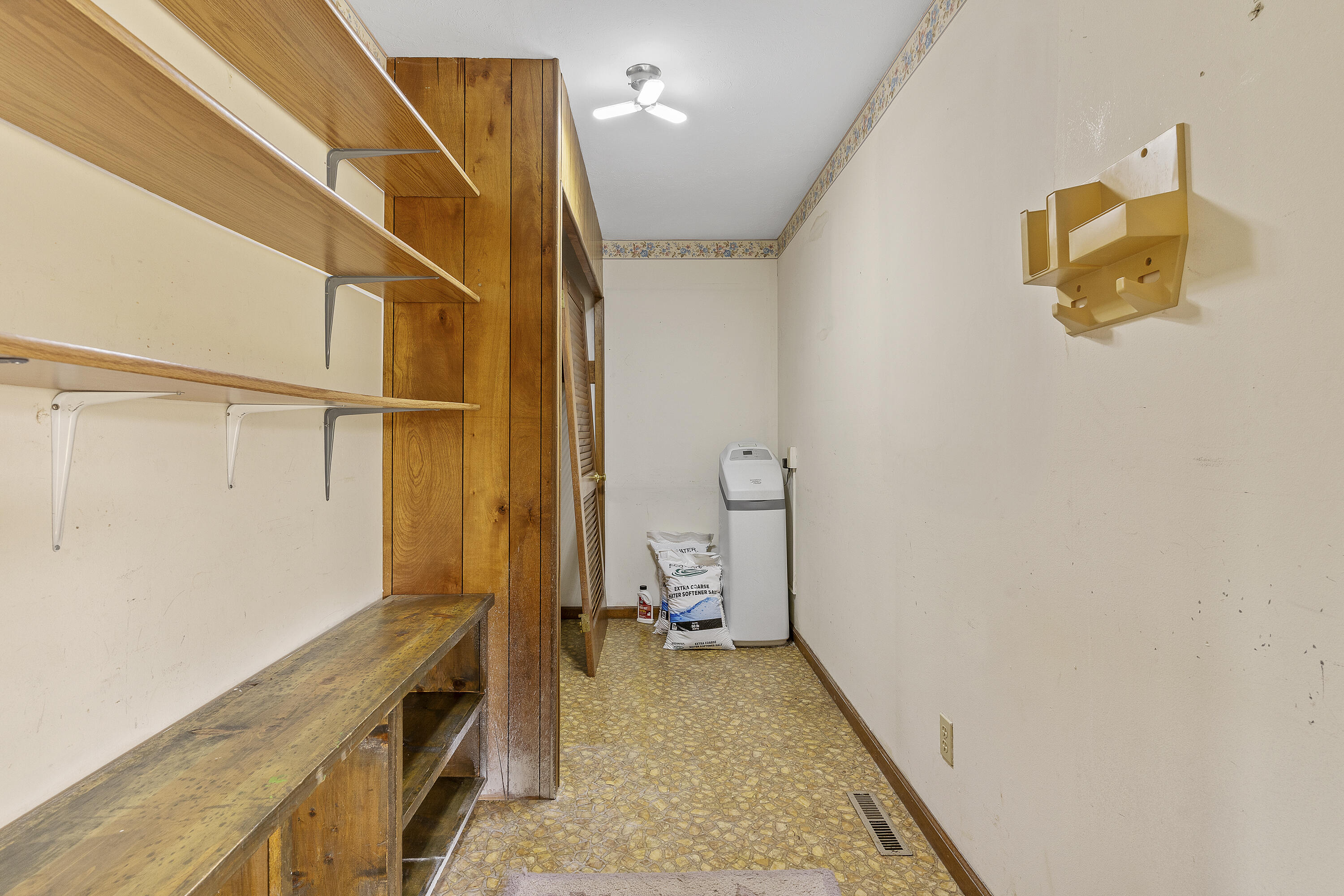 5263 North Crestwood Drive Property Photo 22