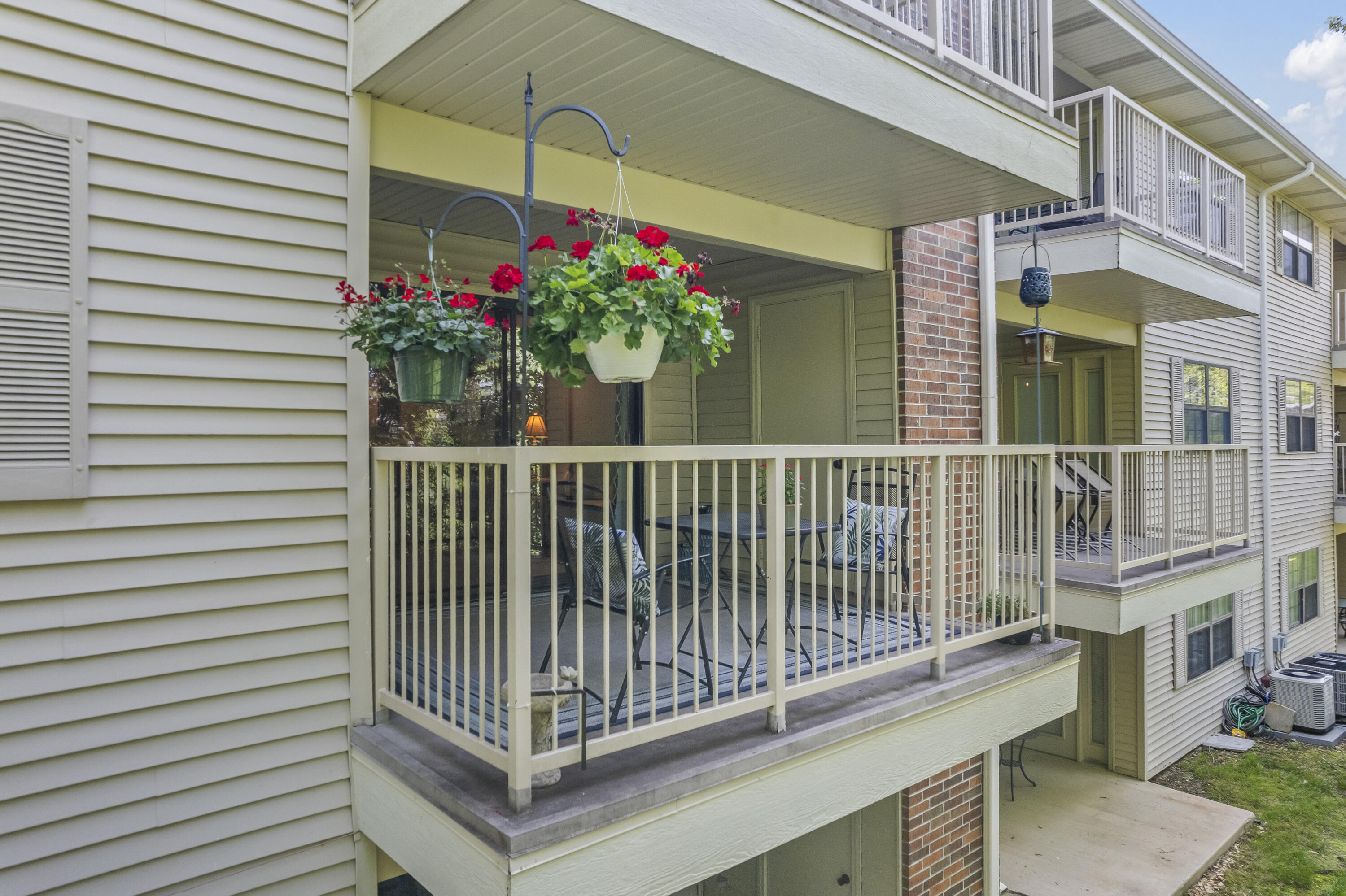 350 South Wildwood Drive Property Photo 16