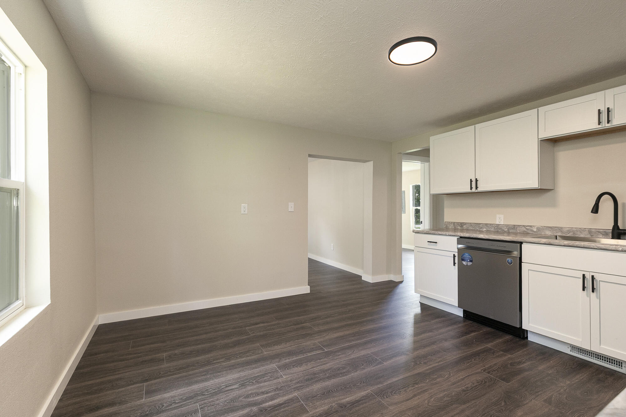 1819 North Tyler Avenue Property Photo 10