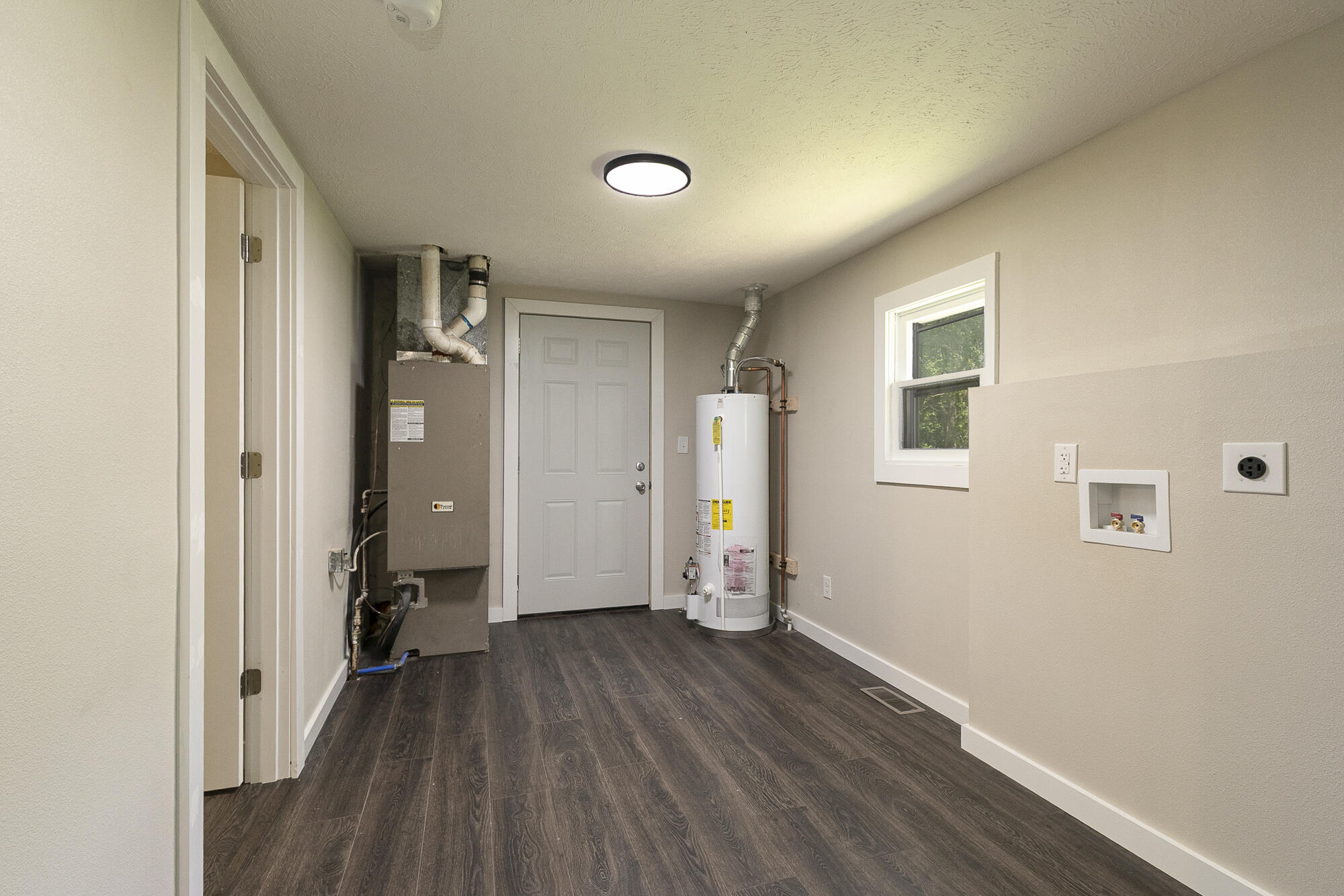 1819 North Tyler Avenue Property Photo 17