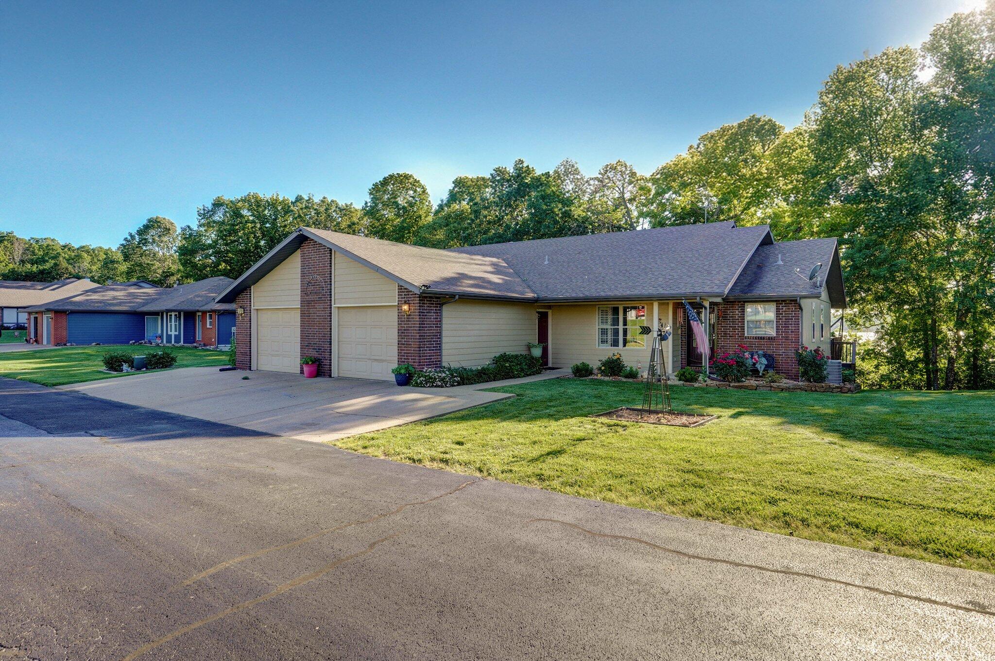 30 Kimberling Shores Lane