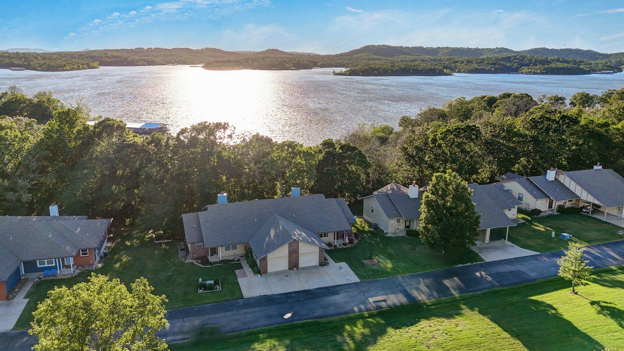 30 Kimberling Shores Lane Property Photo 6