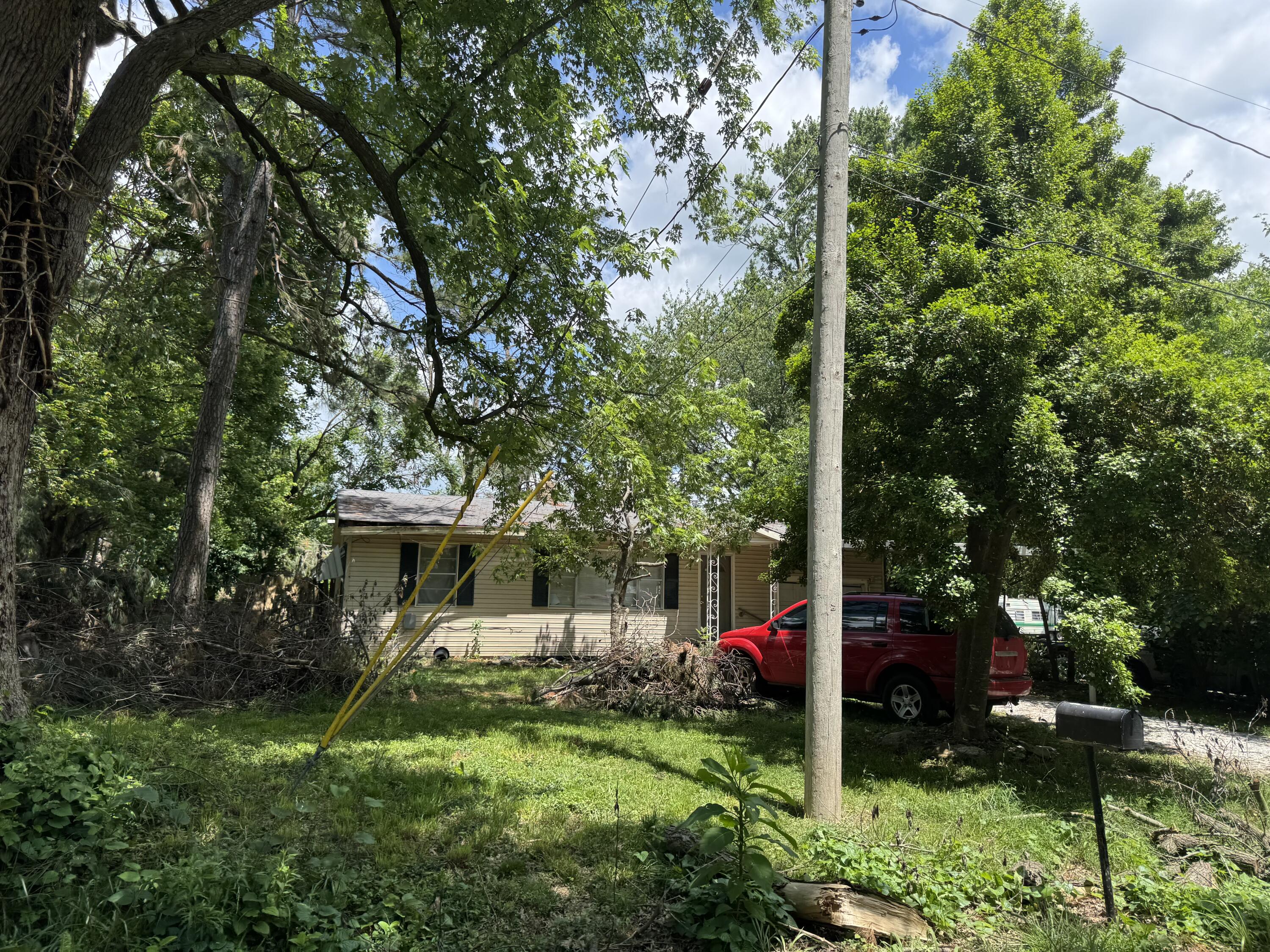 4239 West Maple Street Property Photo 2