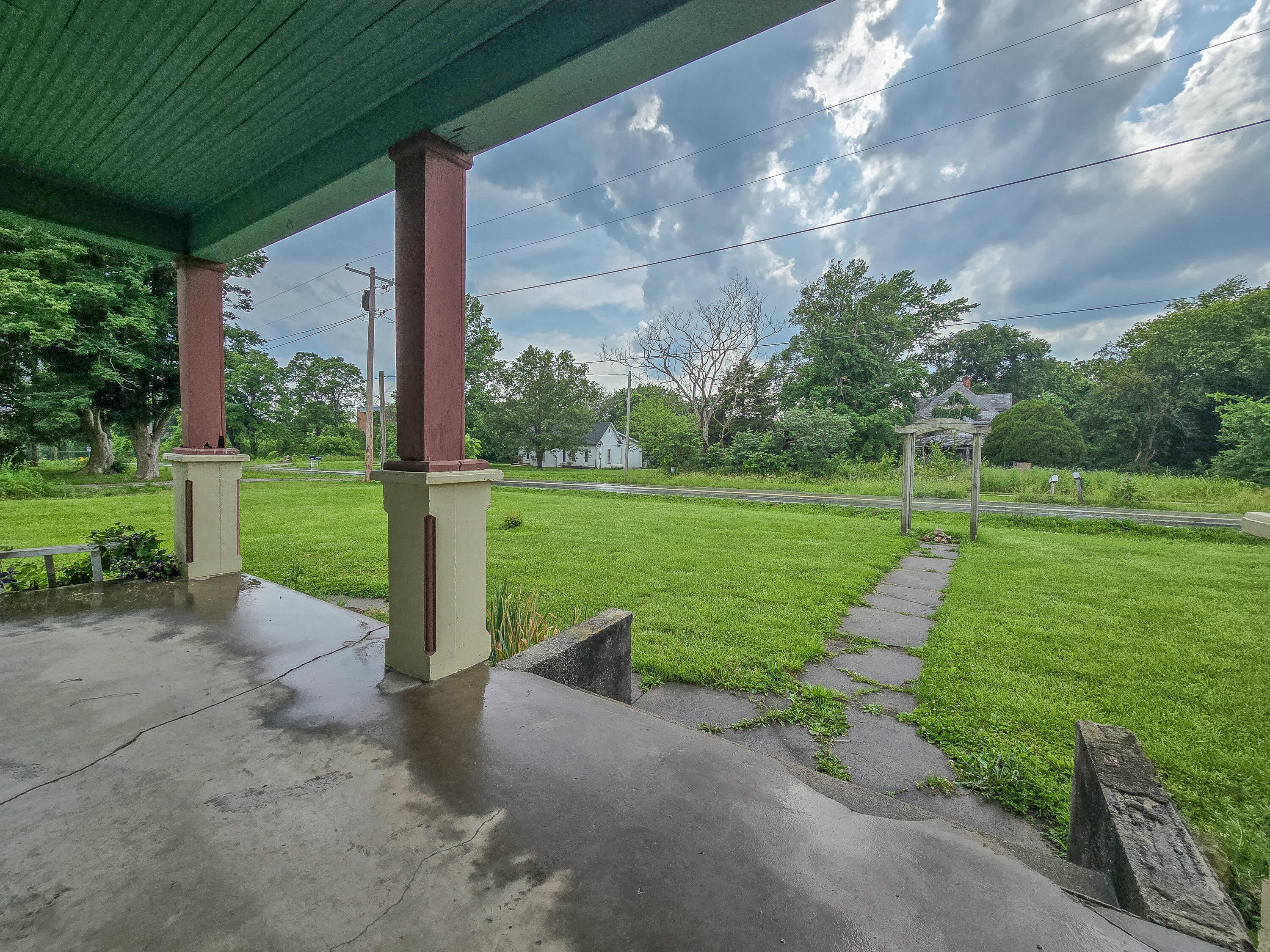 3172 Highway O Property Photo 2