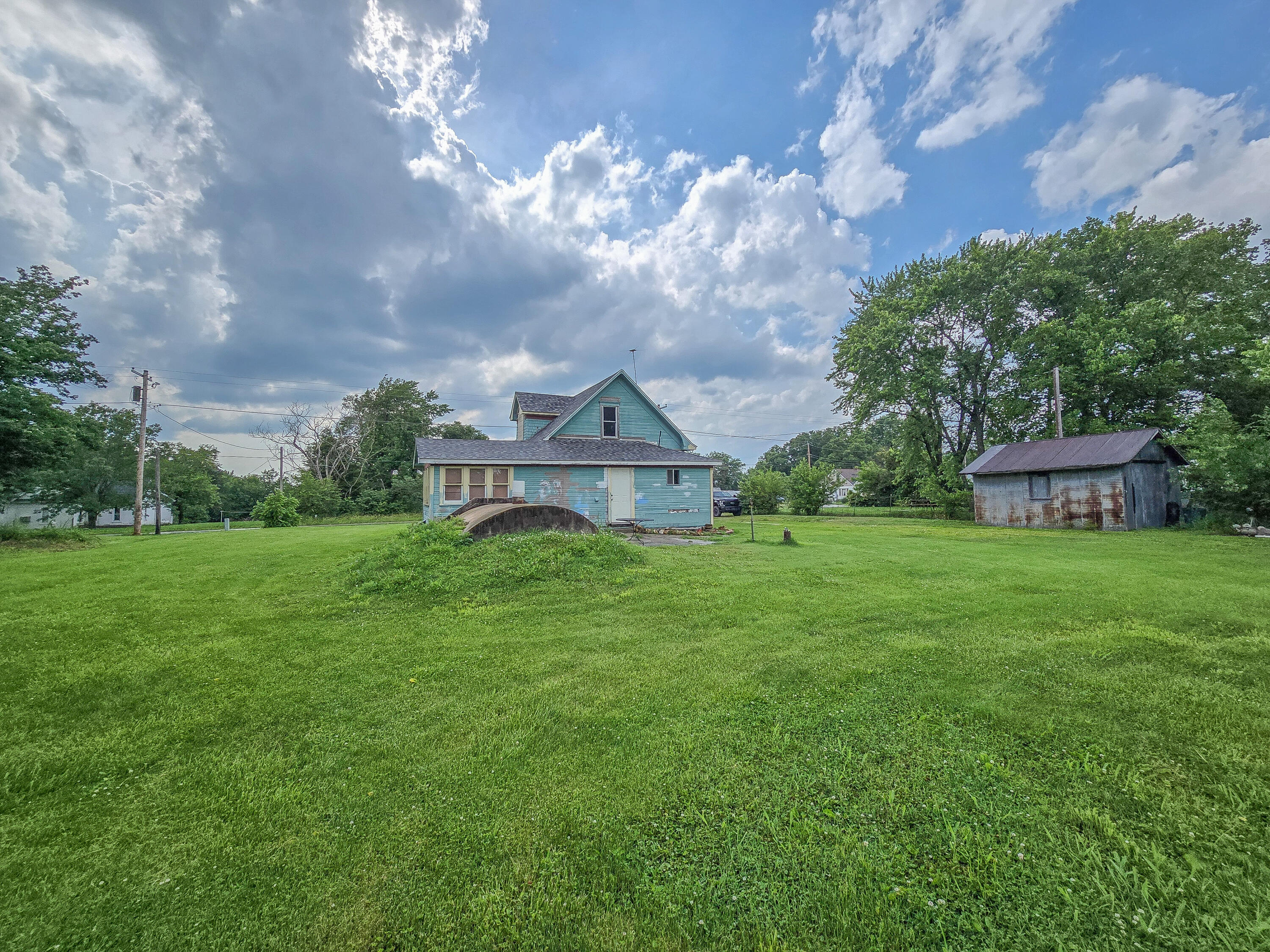 3172 Highway O Property Photo 8