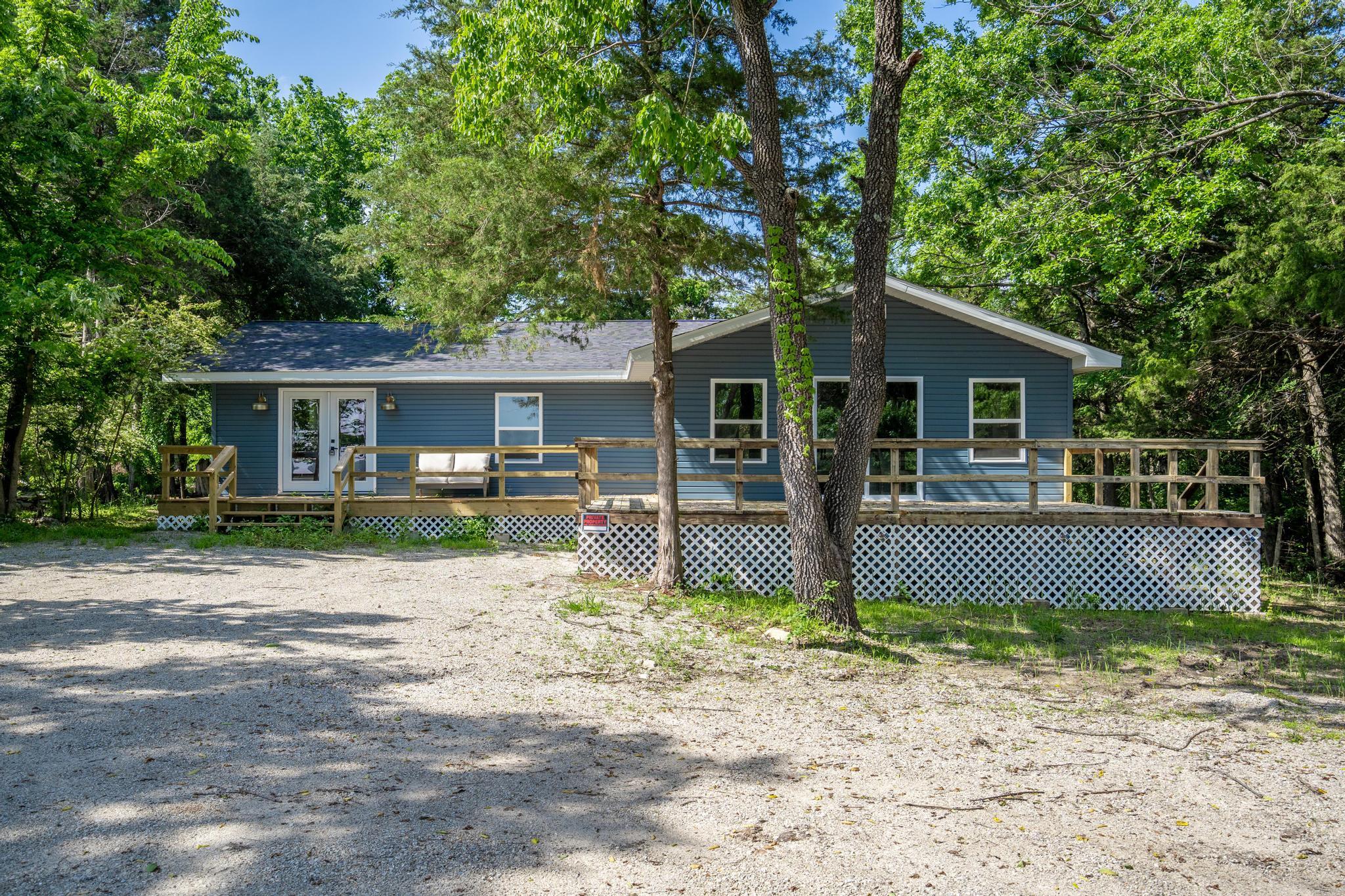 3050 Montague Lane Property Photo 9