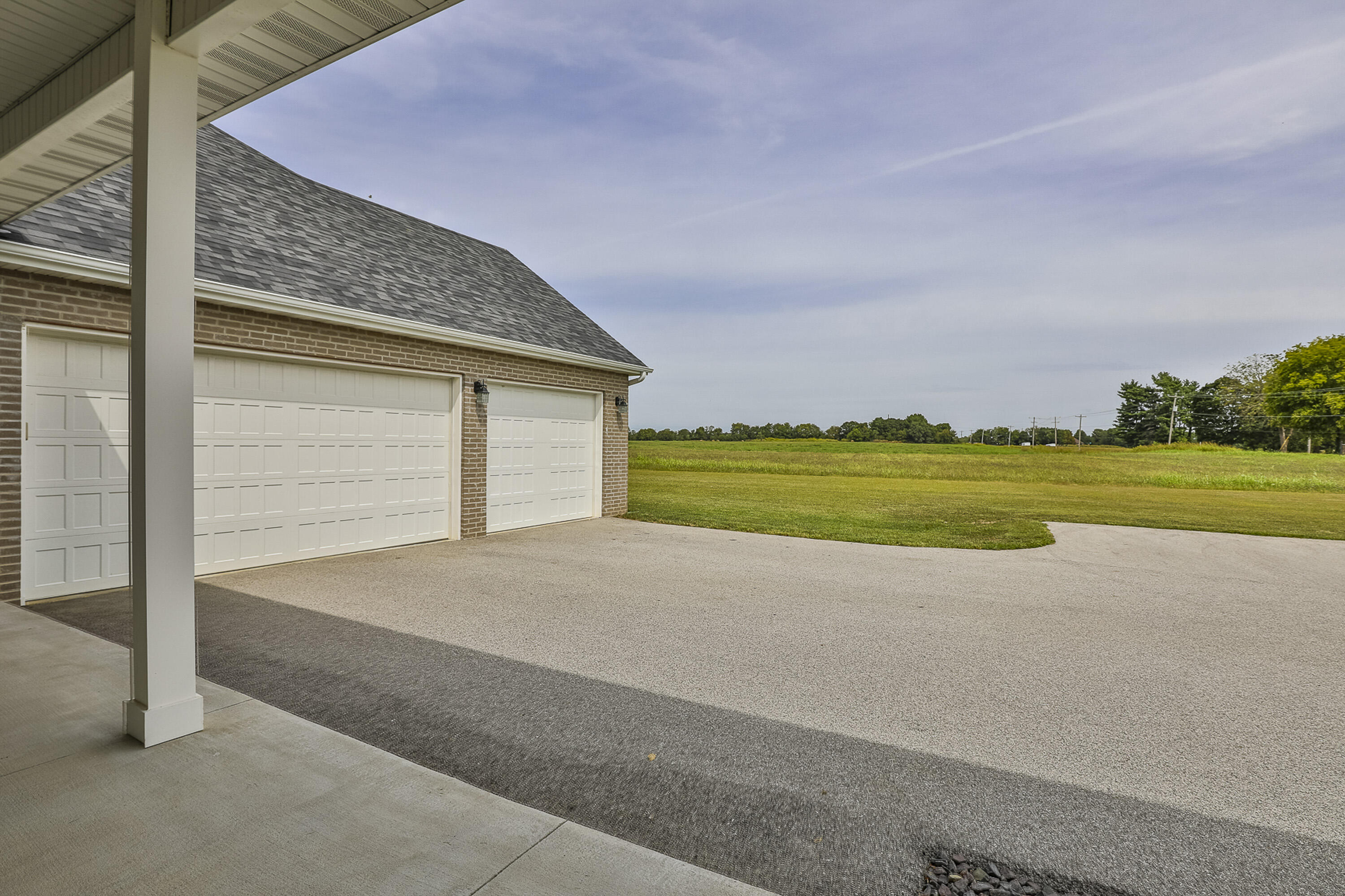 2291 South Farm Road 107 Property Photo 6
