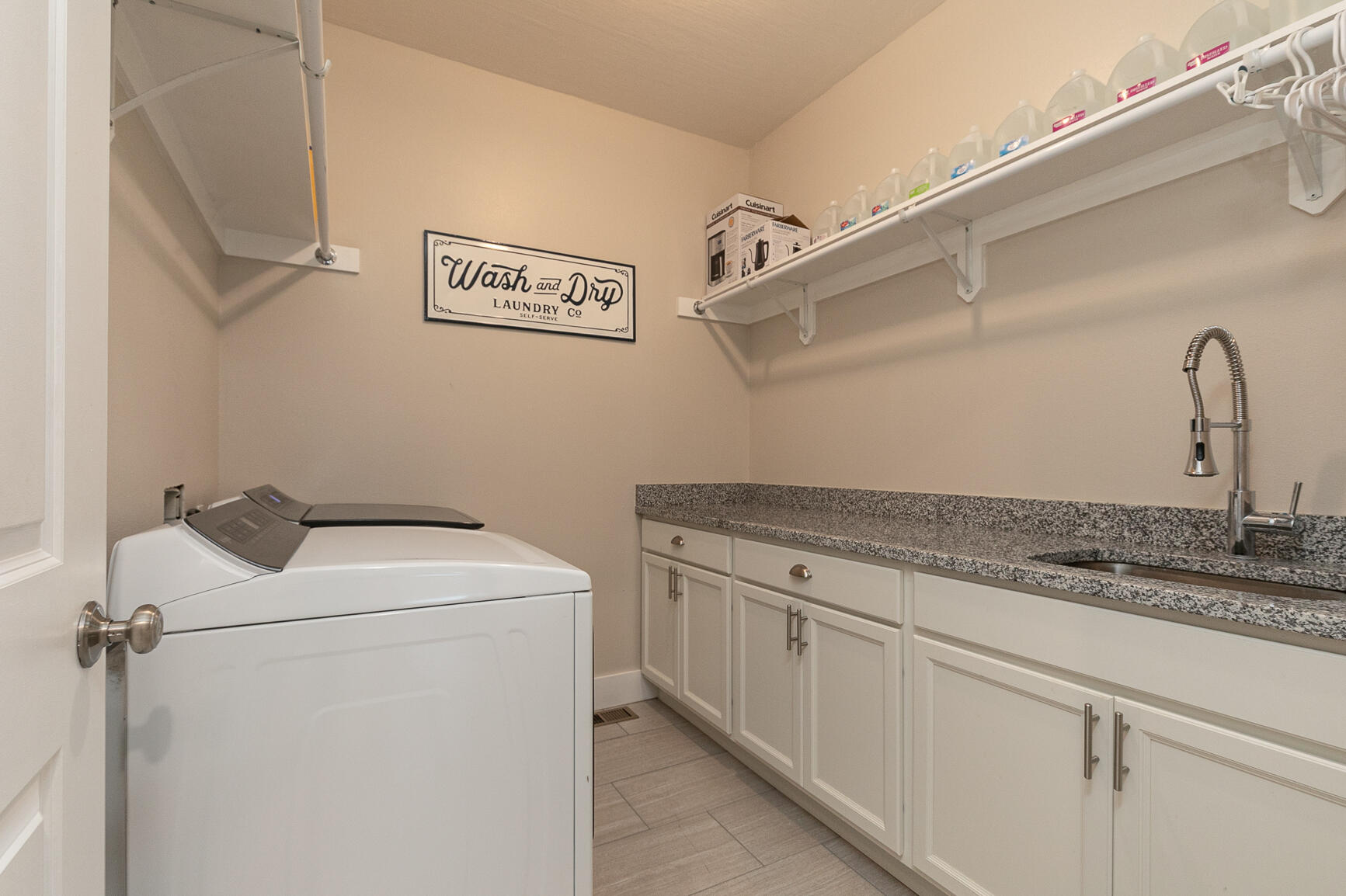 2291 South Farm Road 107 Property Photo 36