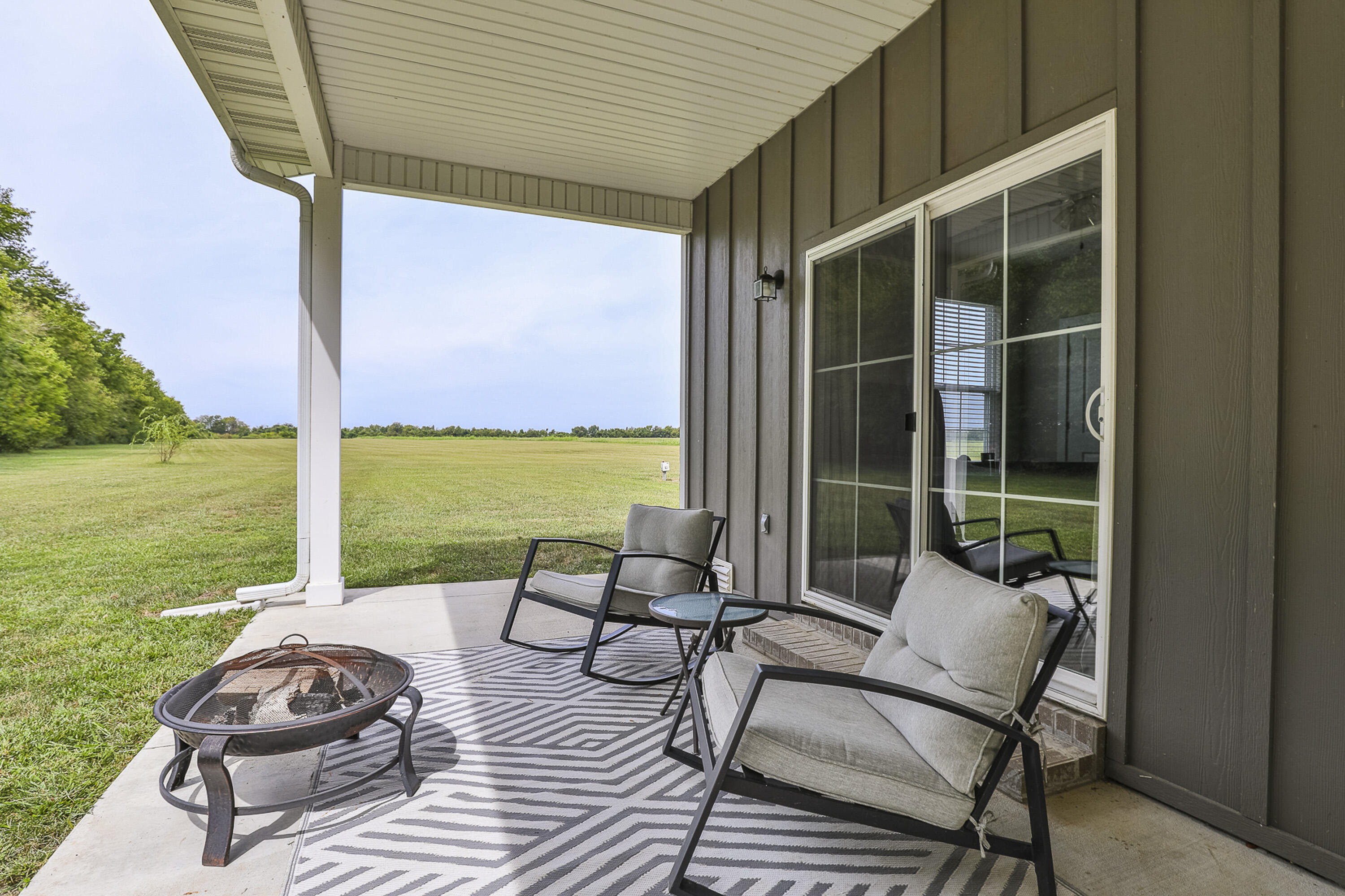 2291 South Farm Road 107 Property Photo 46