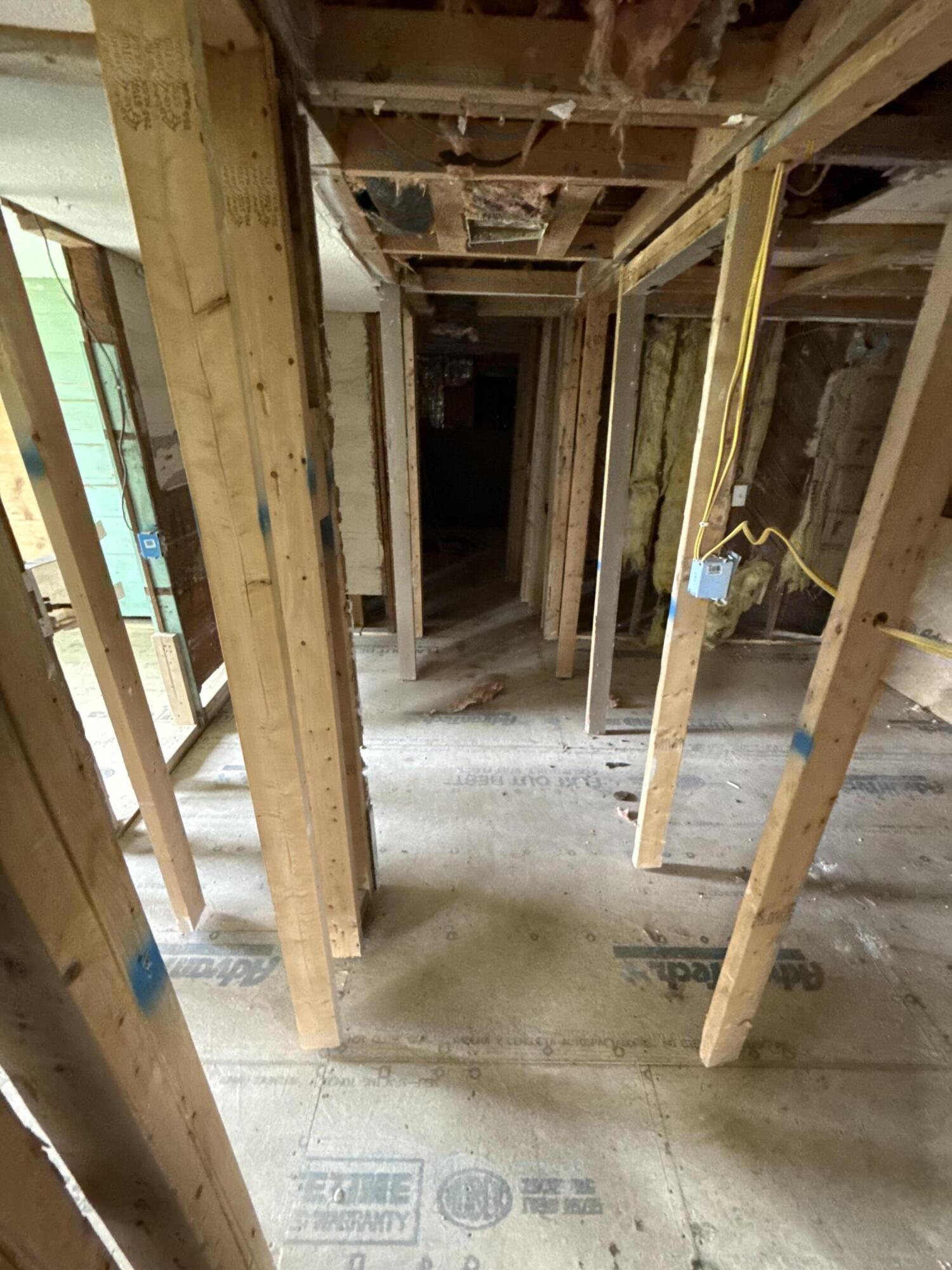 10103 East 1st Street Property Photo 4