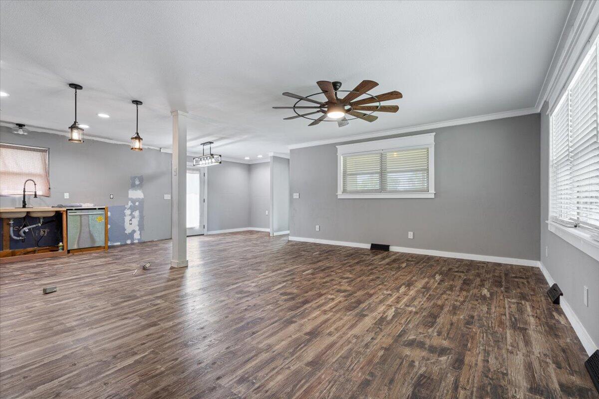 206 Trailwood Road Property Photo 18