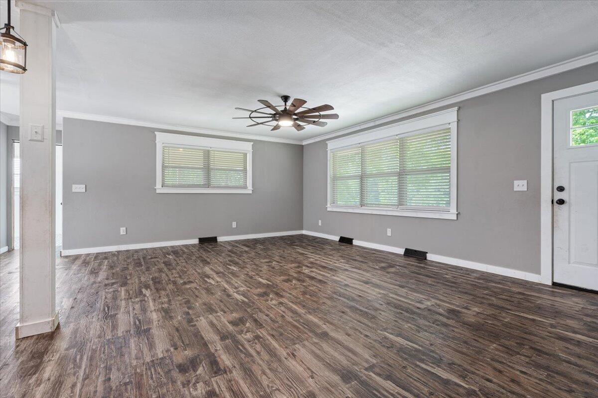 206 Trailwood Road Property Photo 21