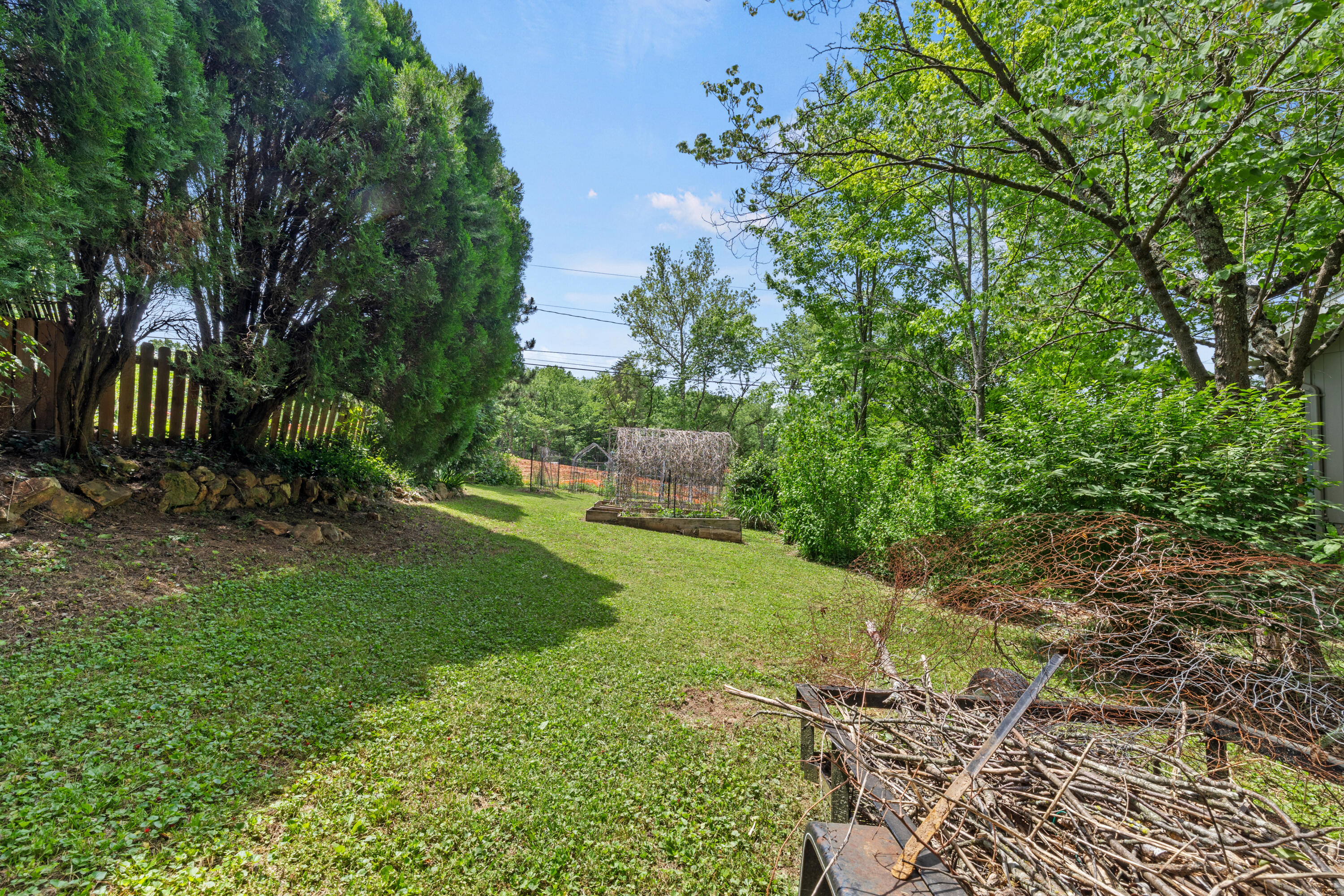 2218 East Cardinal Street Property Photo 50