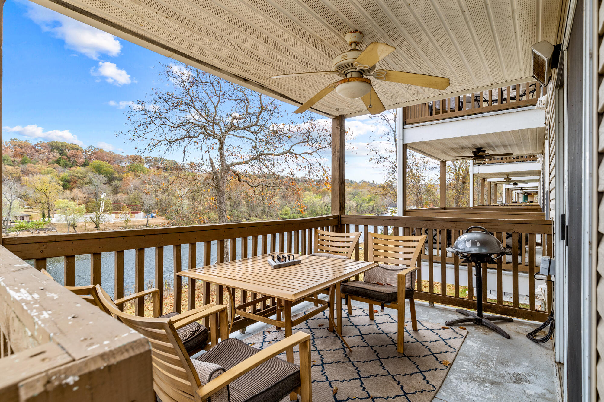 690 Fall Creek Drive Property Photo 15