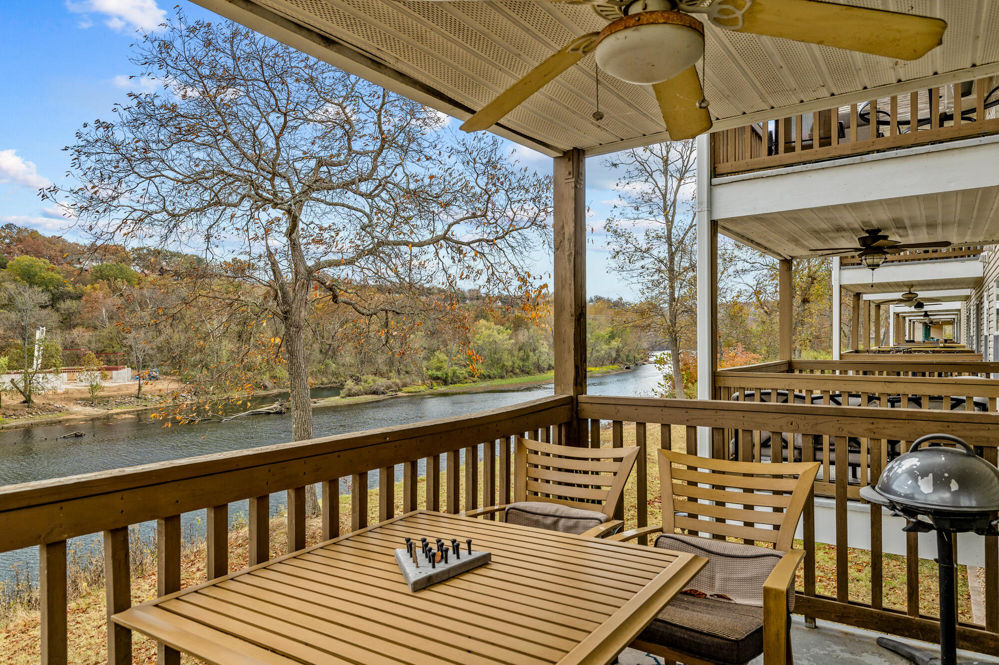 690 Fall Creek Drive Property Photo 16