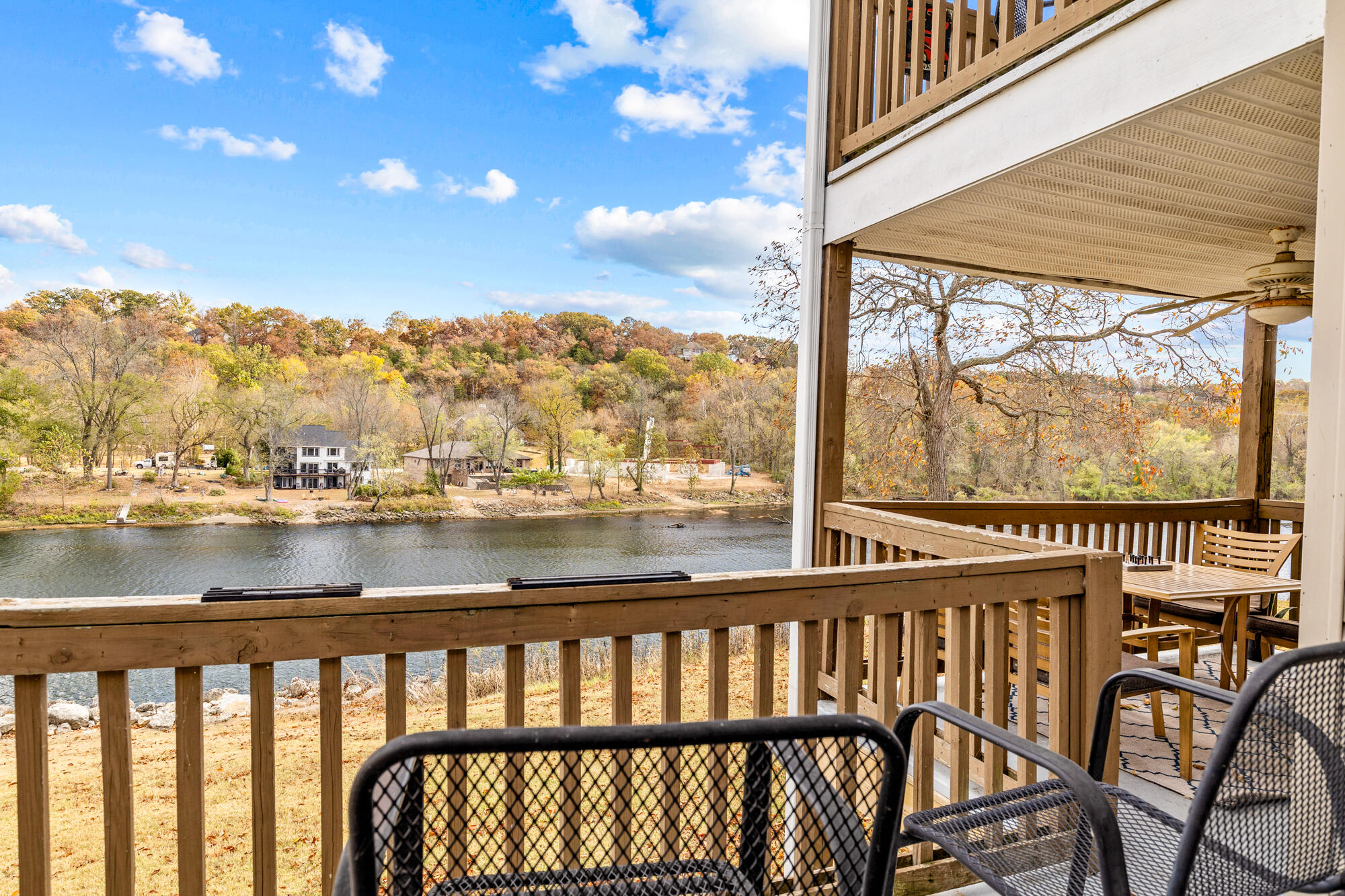 690 Fall Creek Drive Property Photo 18