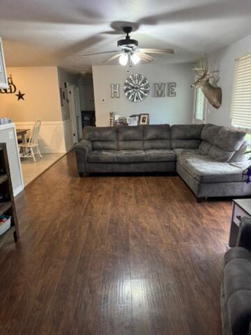 9153 N Highway Property Photo 8