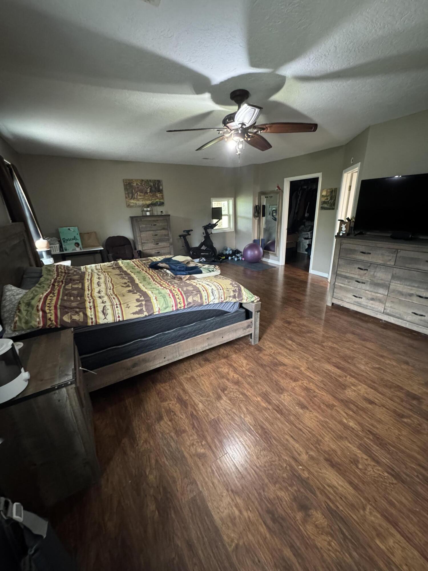 9153 N Highway Property Photo 16