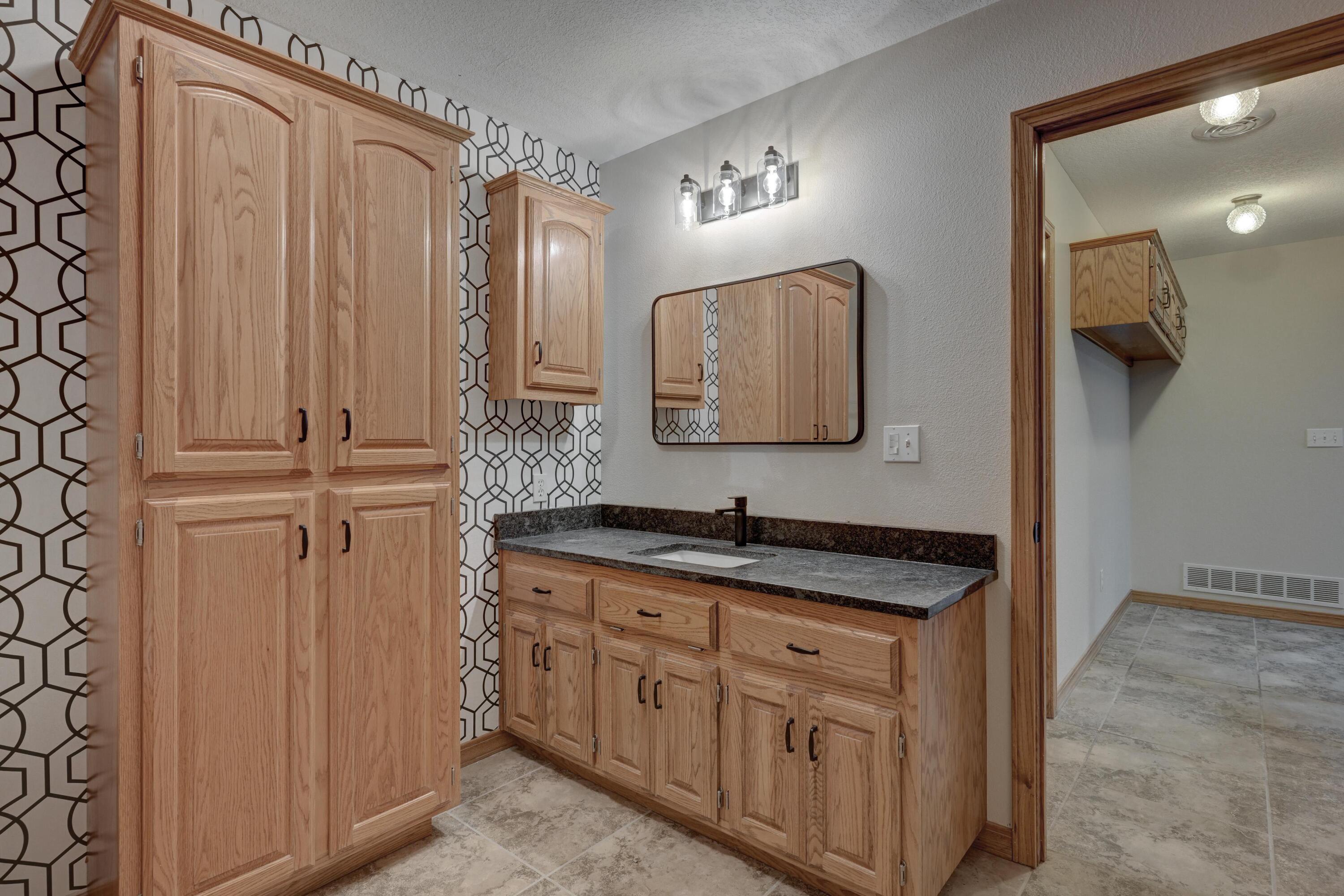 1330 Stoneledge Lane Property Photo 48