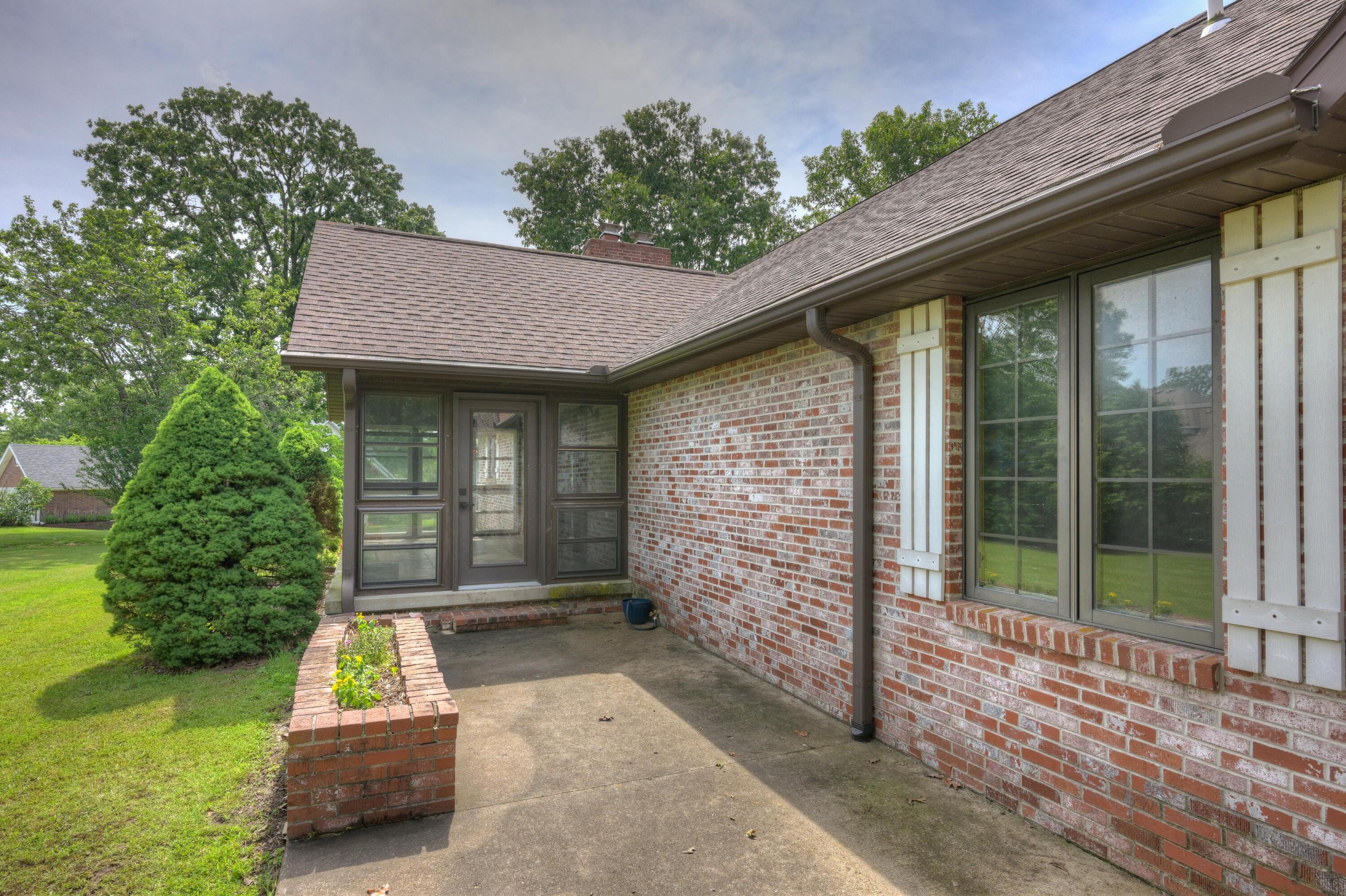 1330 Stoneledge Lane Property Photo 60