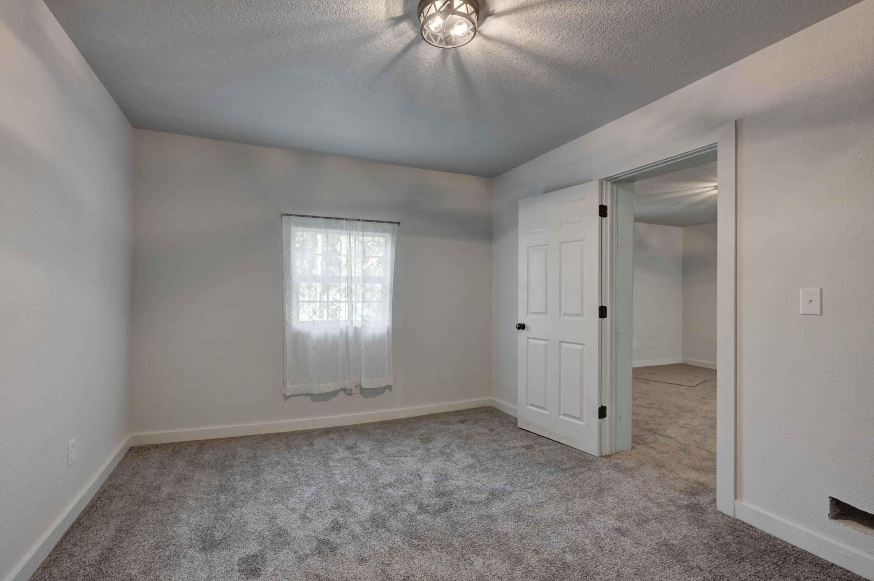 333 West Hill Street Property Photo 20