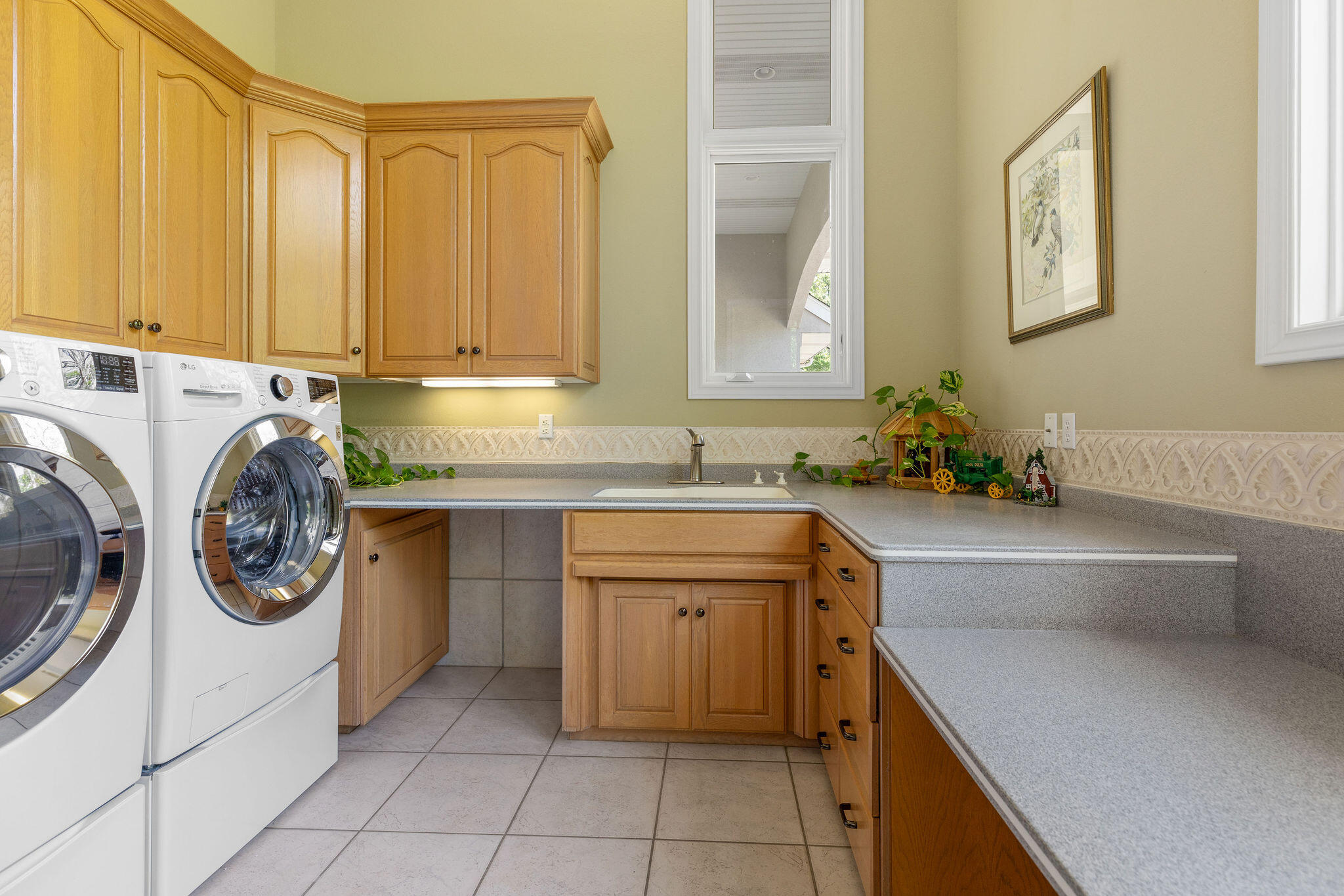 193 Honeybee Drive Property Photo 22