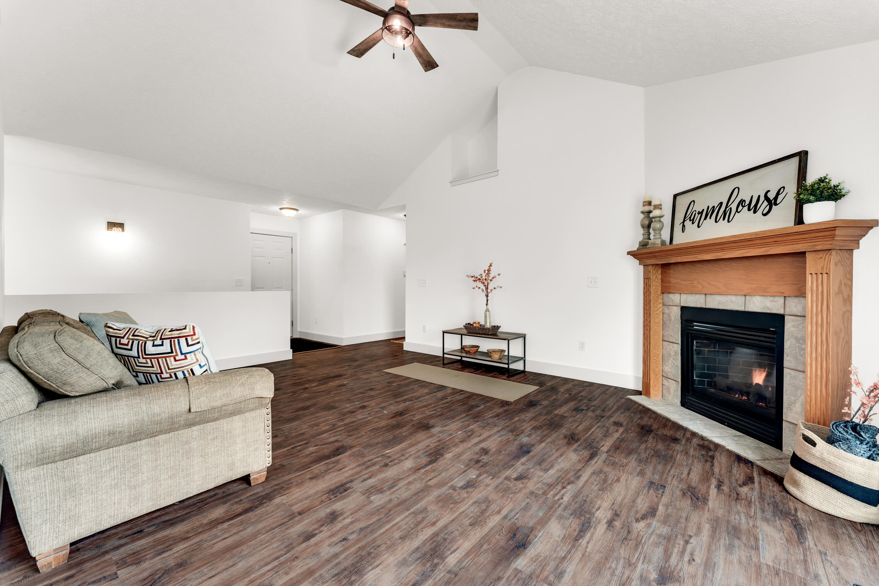 524 West Woodbine Road Property Photo 11